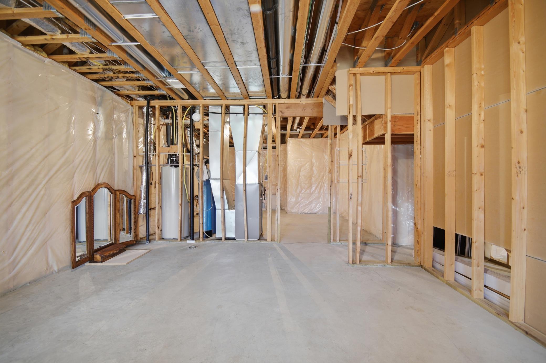 2877 Meadowview Lane NE