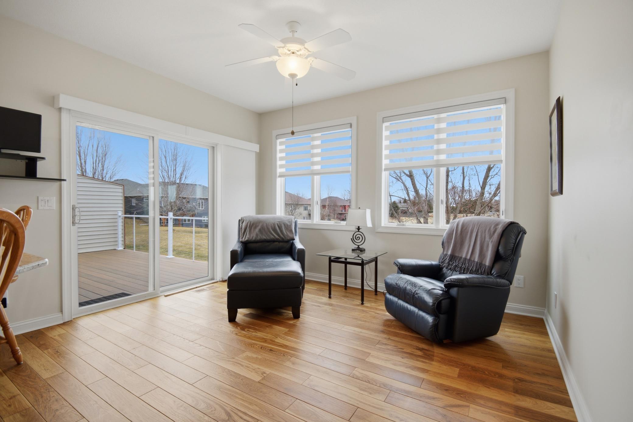 2877 Meadowview Lane NE