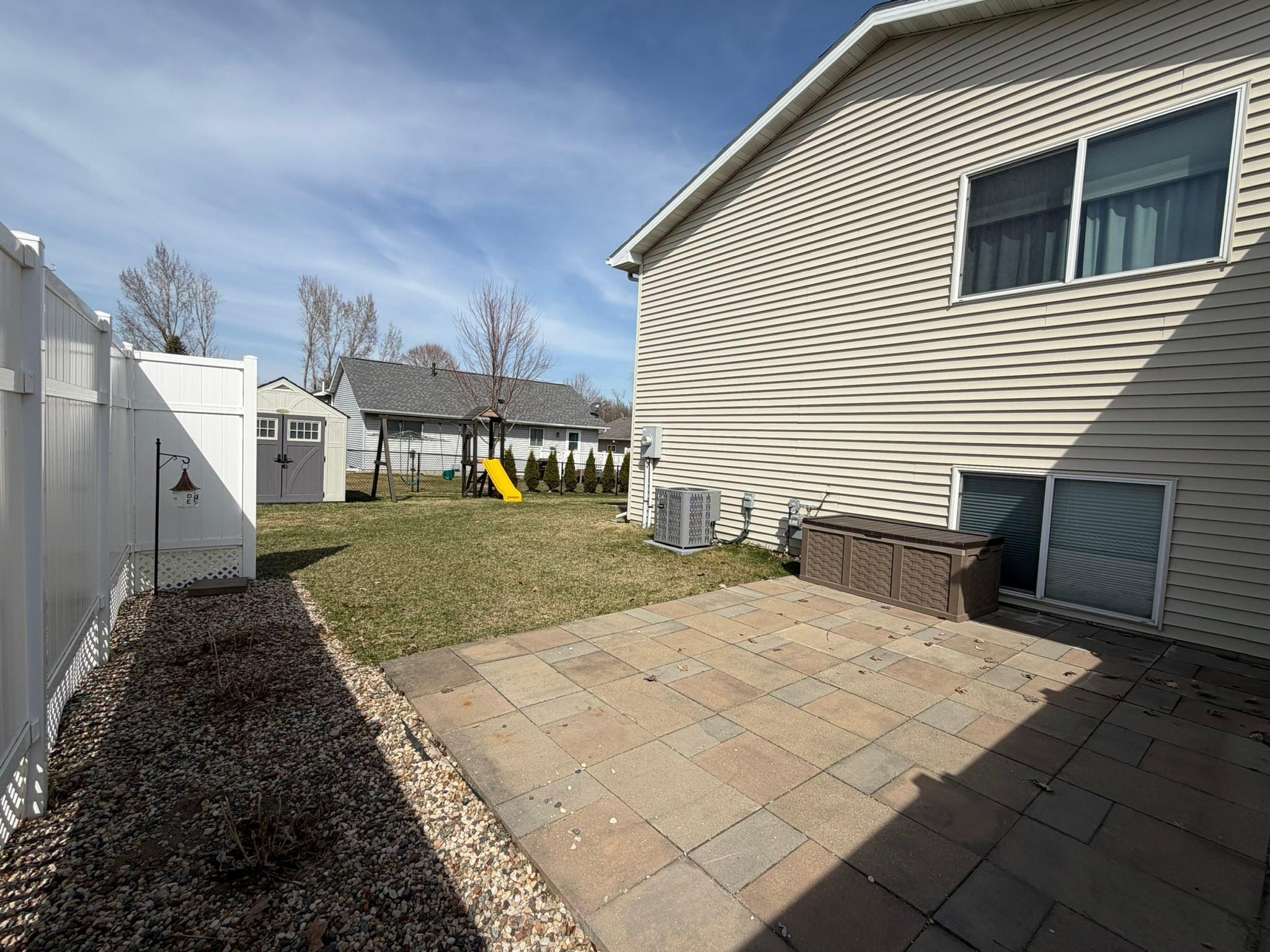 880 Myers Drive NE
