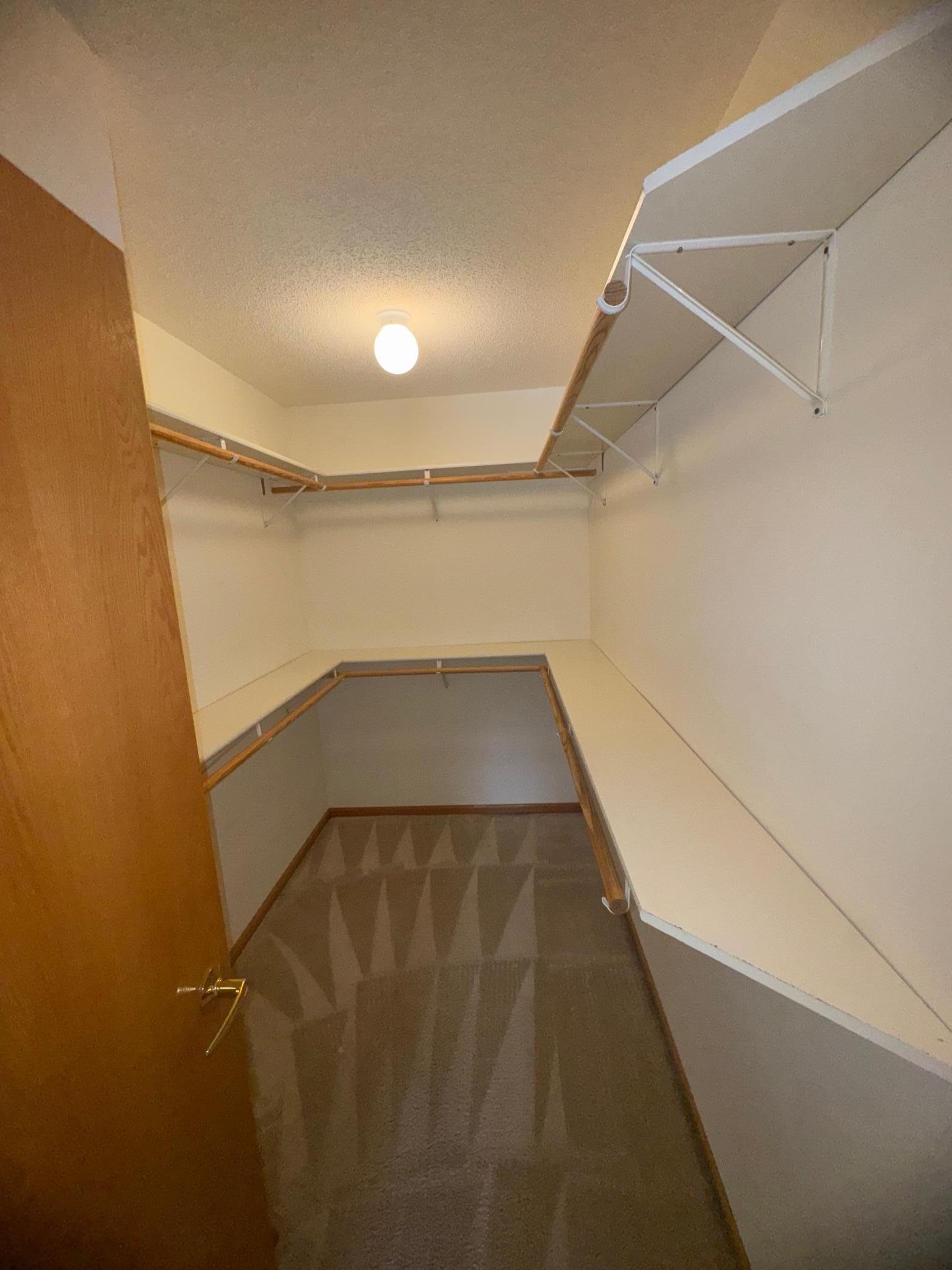 323 4th Street SW