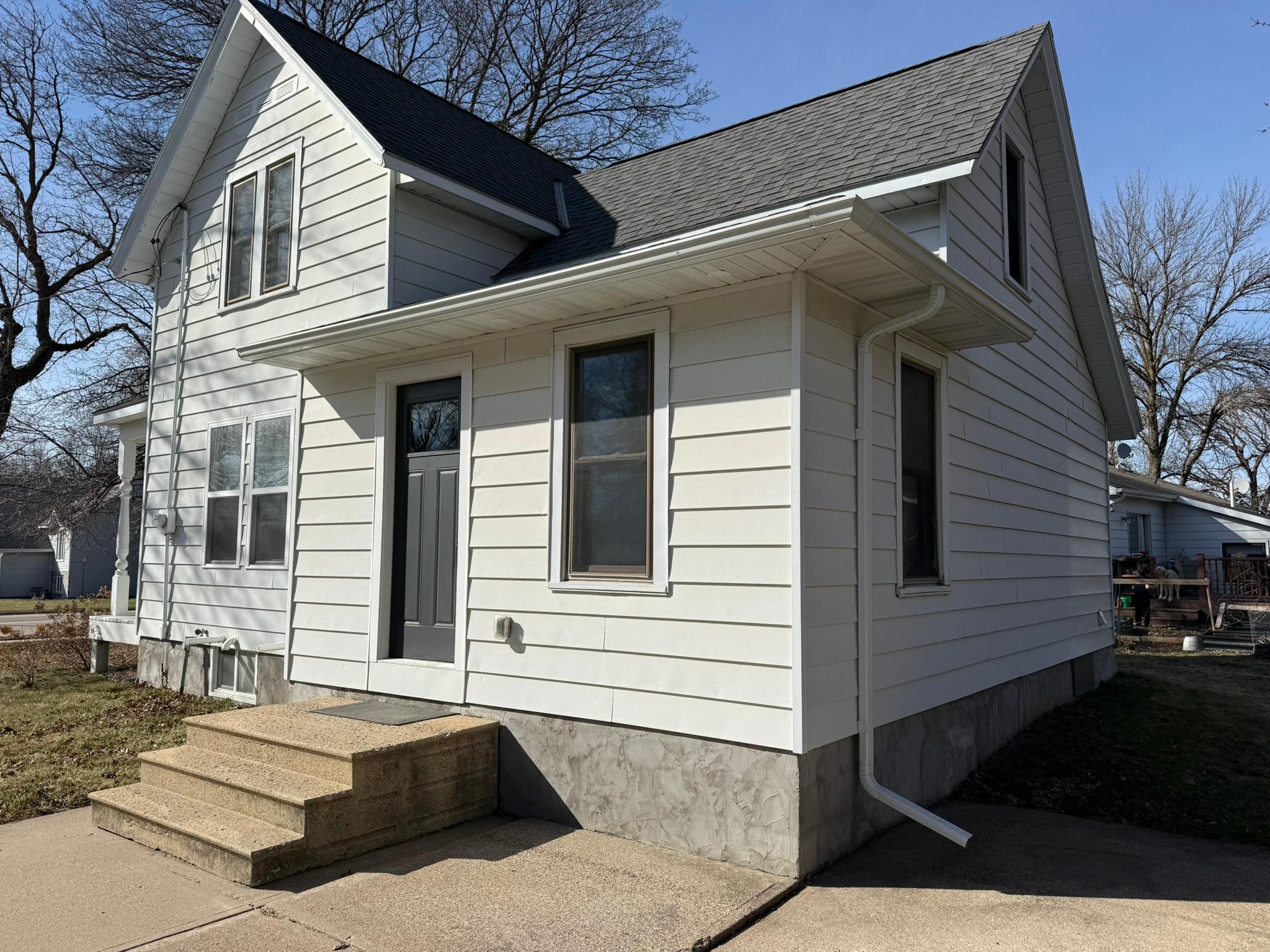 2325 NE Saint Paul Road