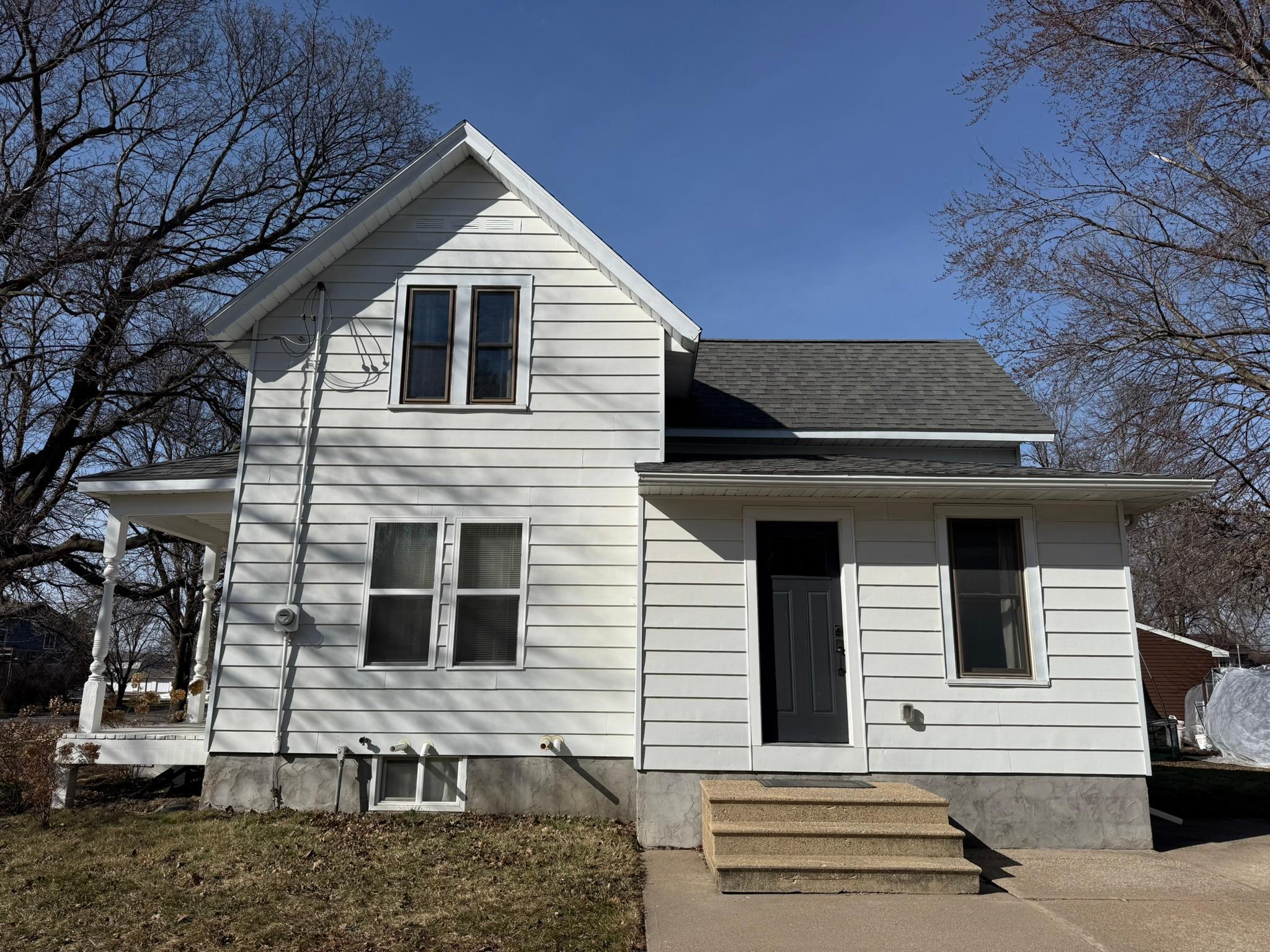 2325 NE Saint Paul Road