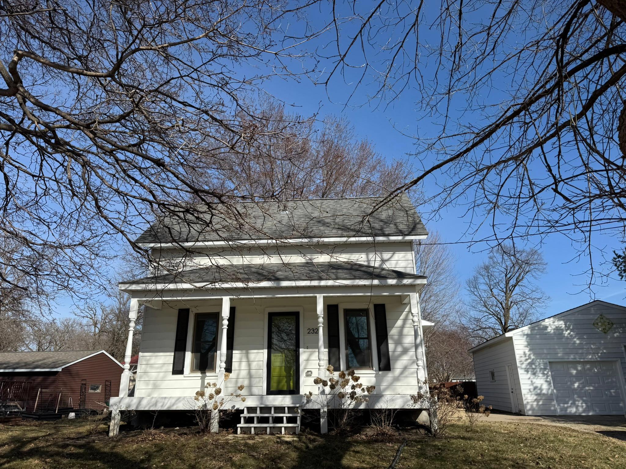 2325 NE Saint Paul Road