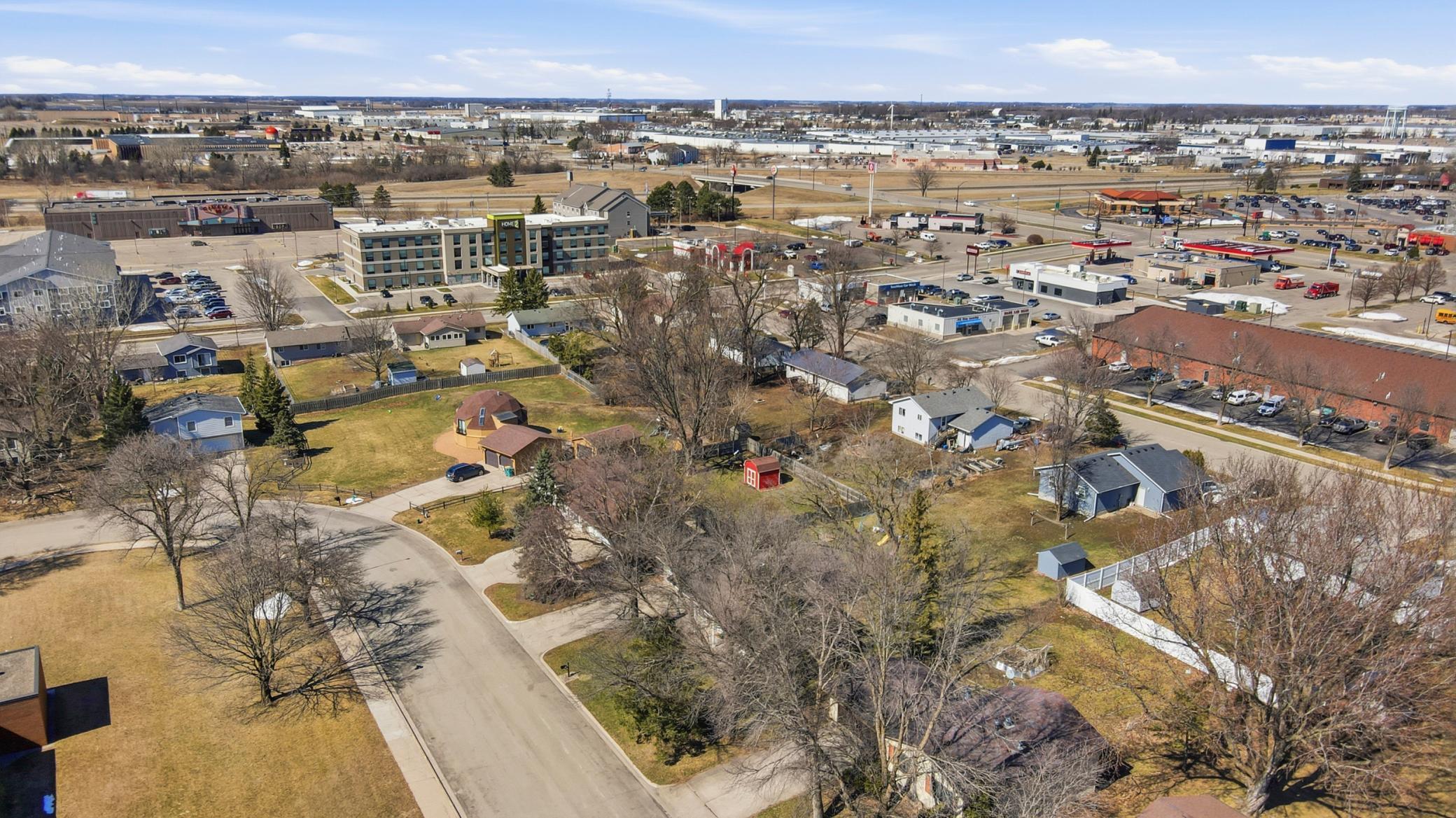 670 Lynwood Street SW