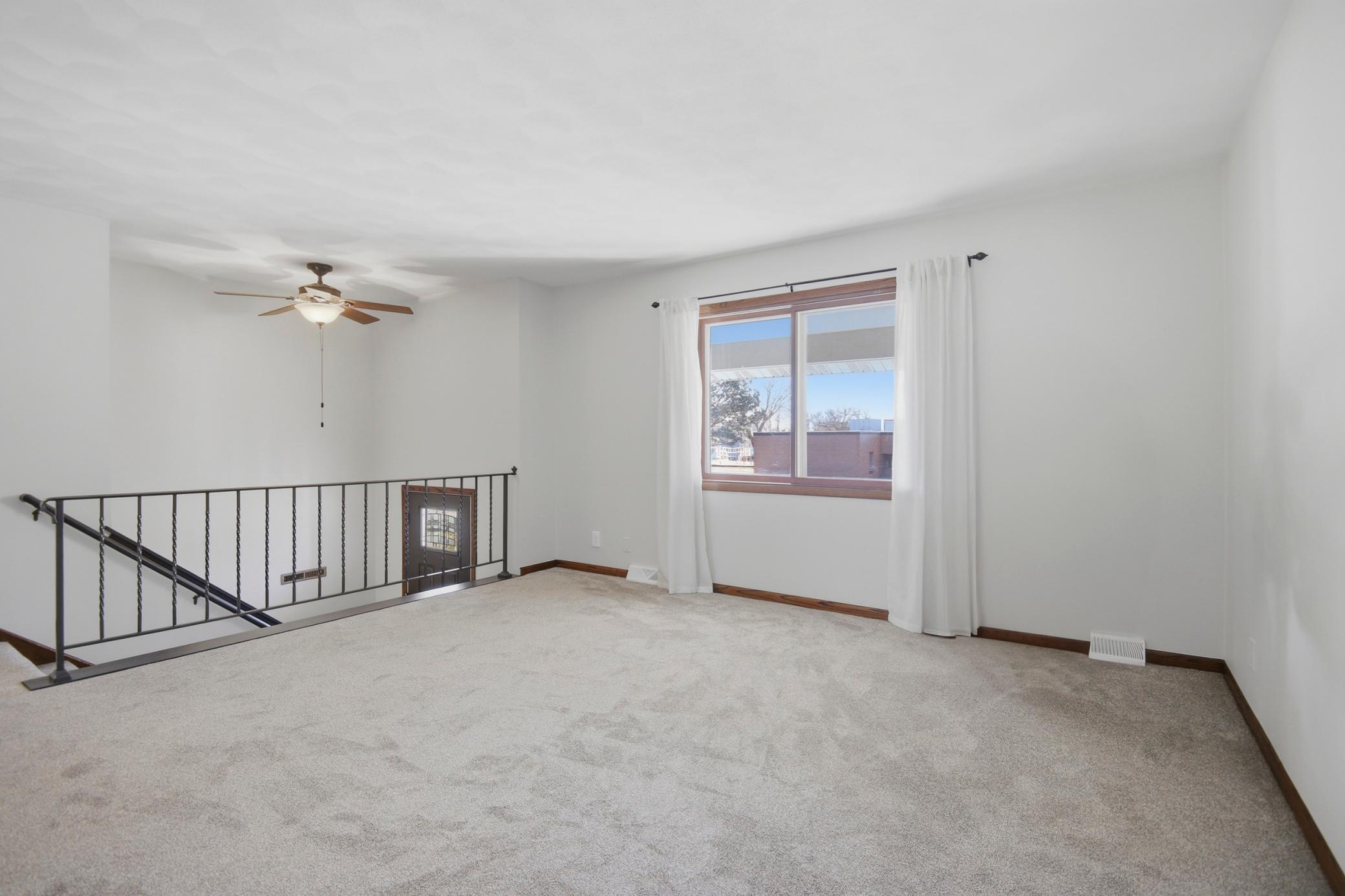 670 Lynwood Street SW