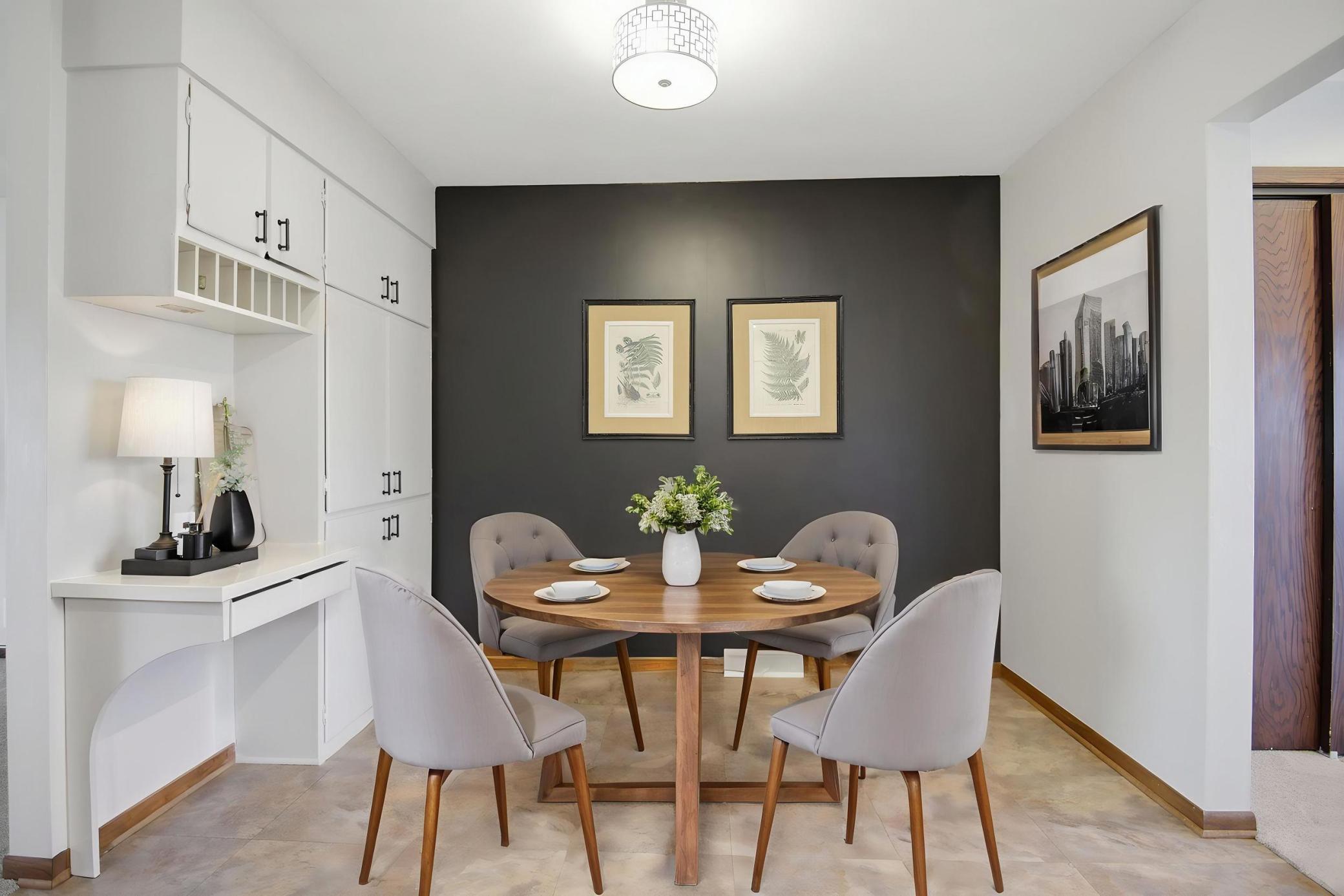 670 Lynwood Street SW