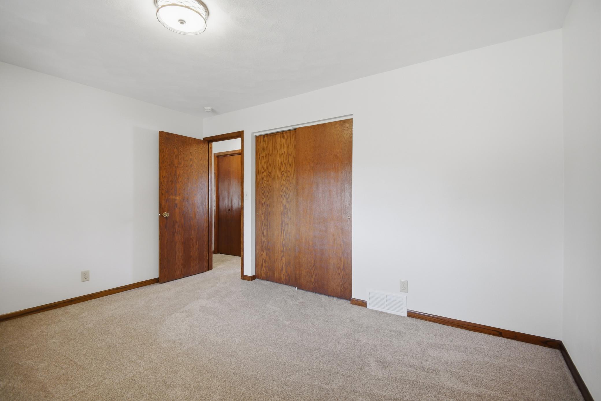 670 Lynwood Street SW