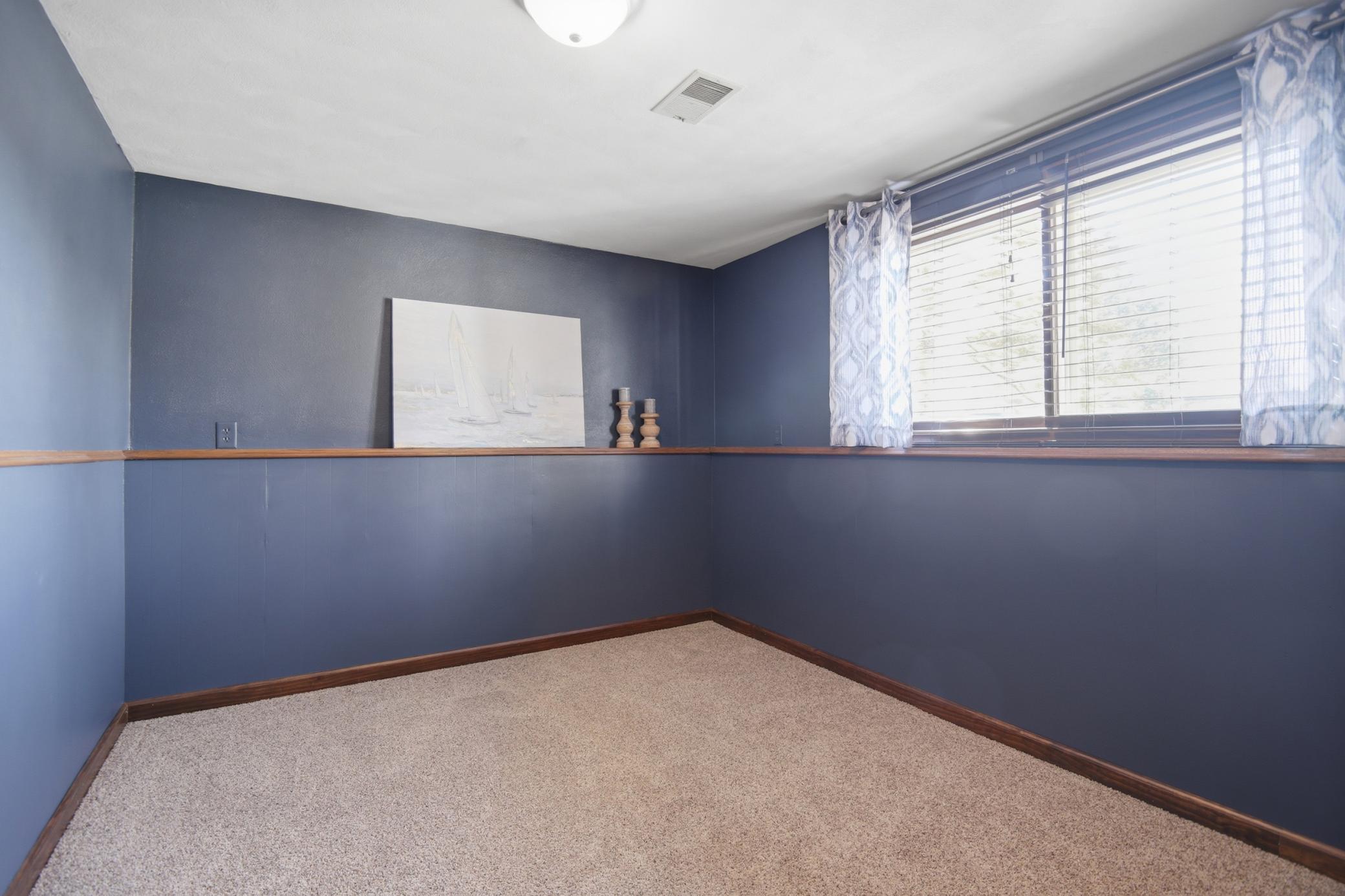 670 Lynwood Street SW