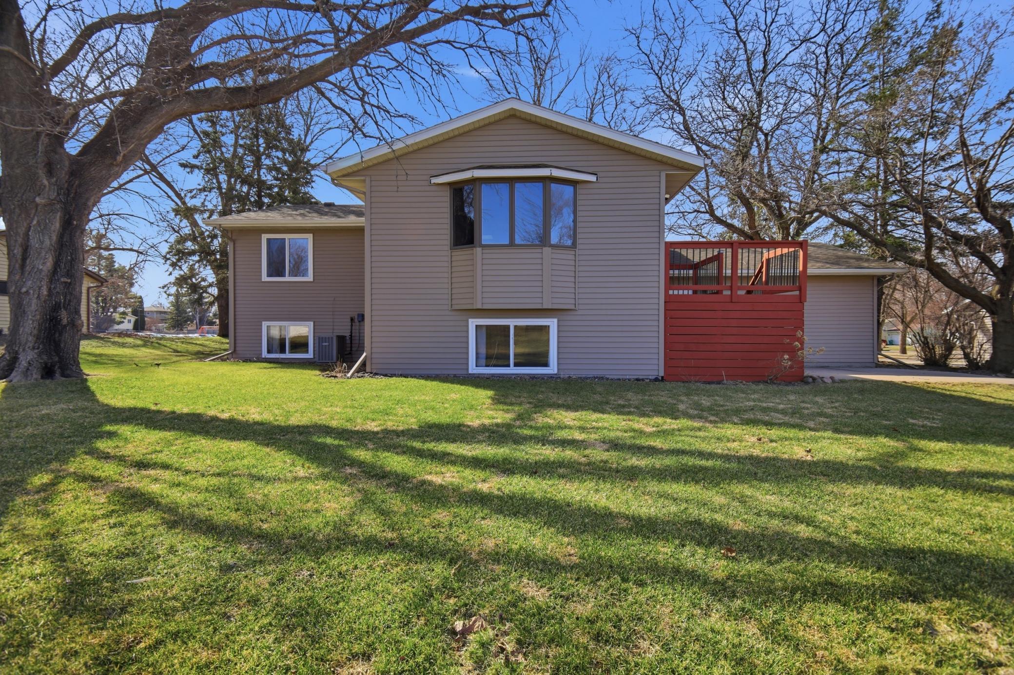 670 Lynwood Street SW