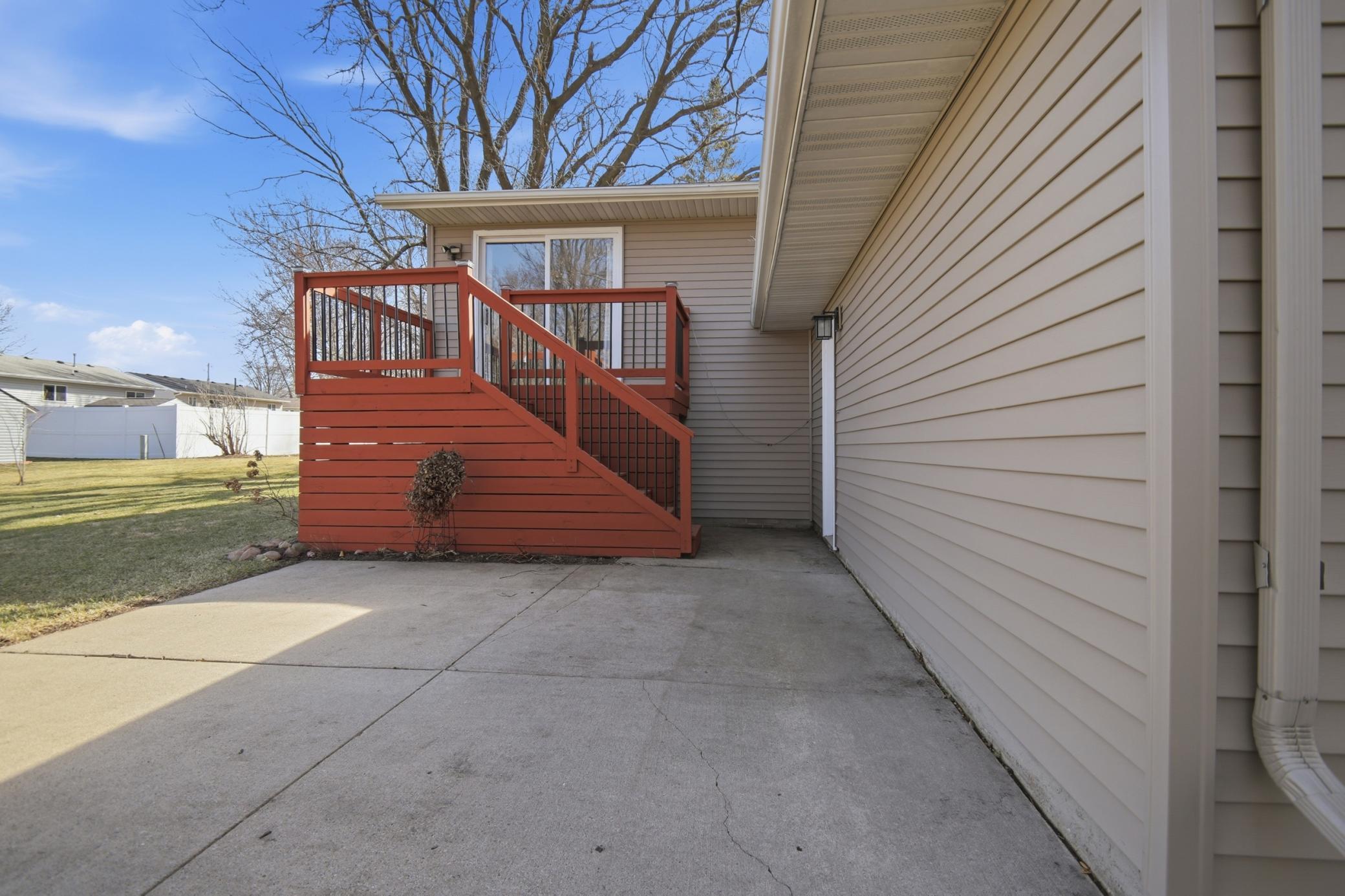 670 Lynwood Street SW