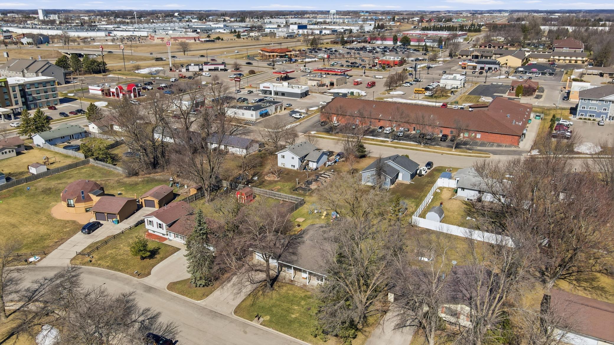 670 Lynwood Street SW