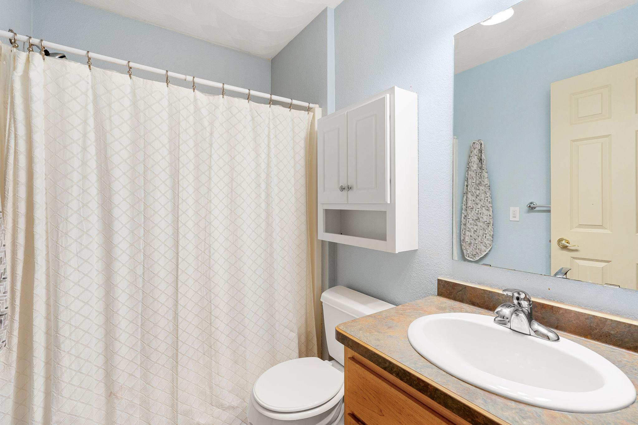 2050 Willow Ridge Place NE