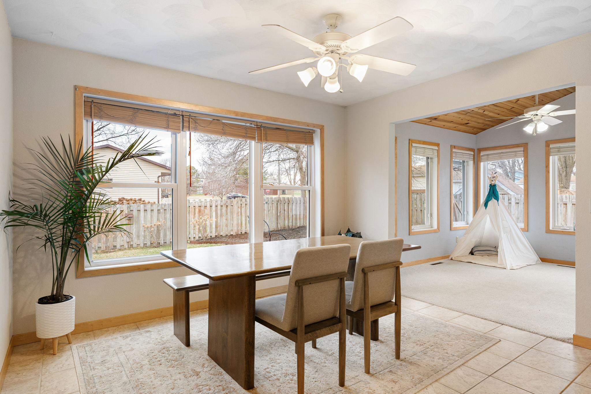 2050 Willow Ridge Place NE