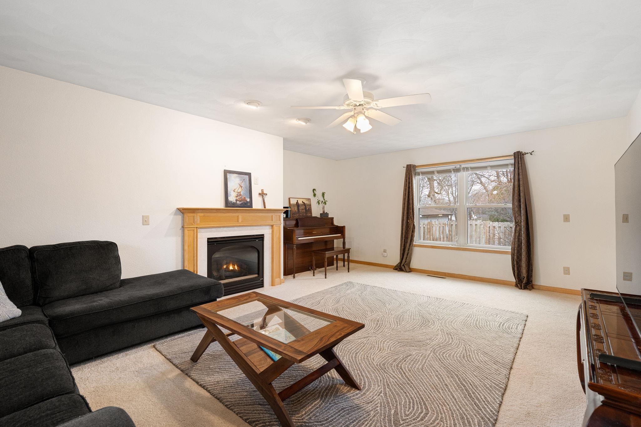 2050 Willow Ridge Place NE