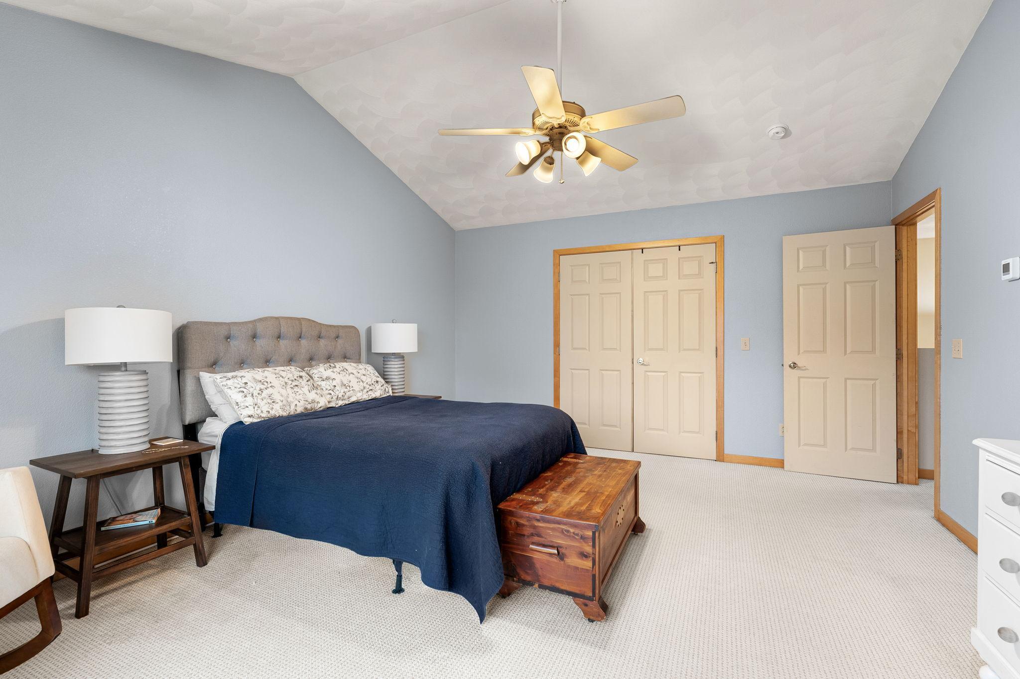 2050 Willow Ridge Place NE