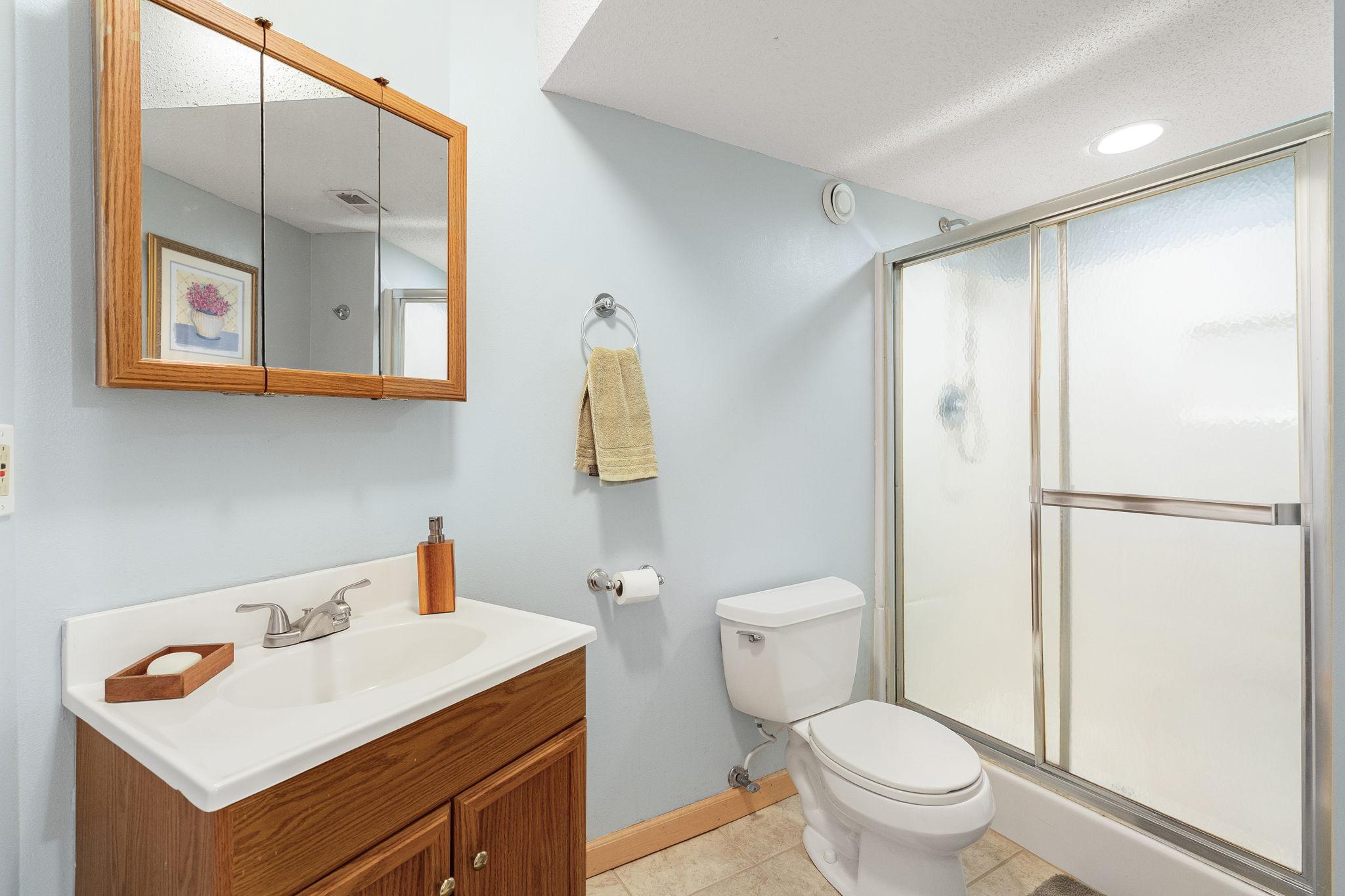 2050 Willow Ridge Place NE