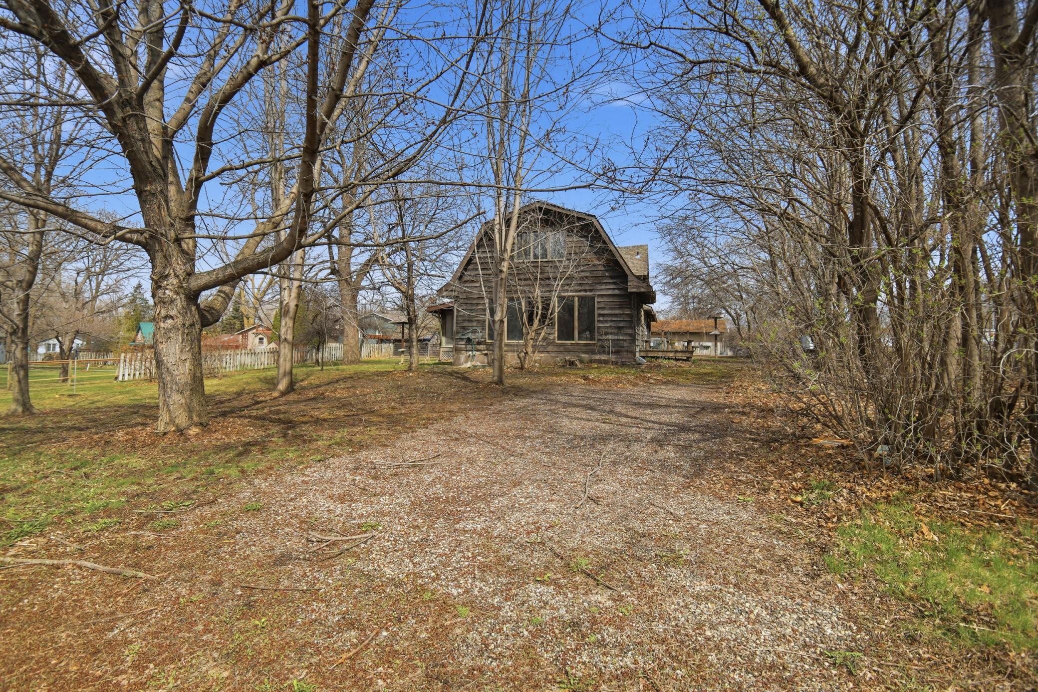 1604 N Cedar Avenue
