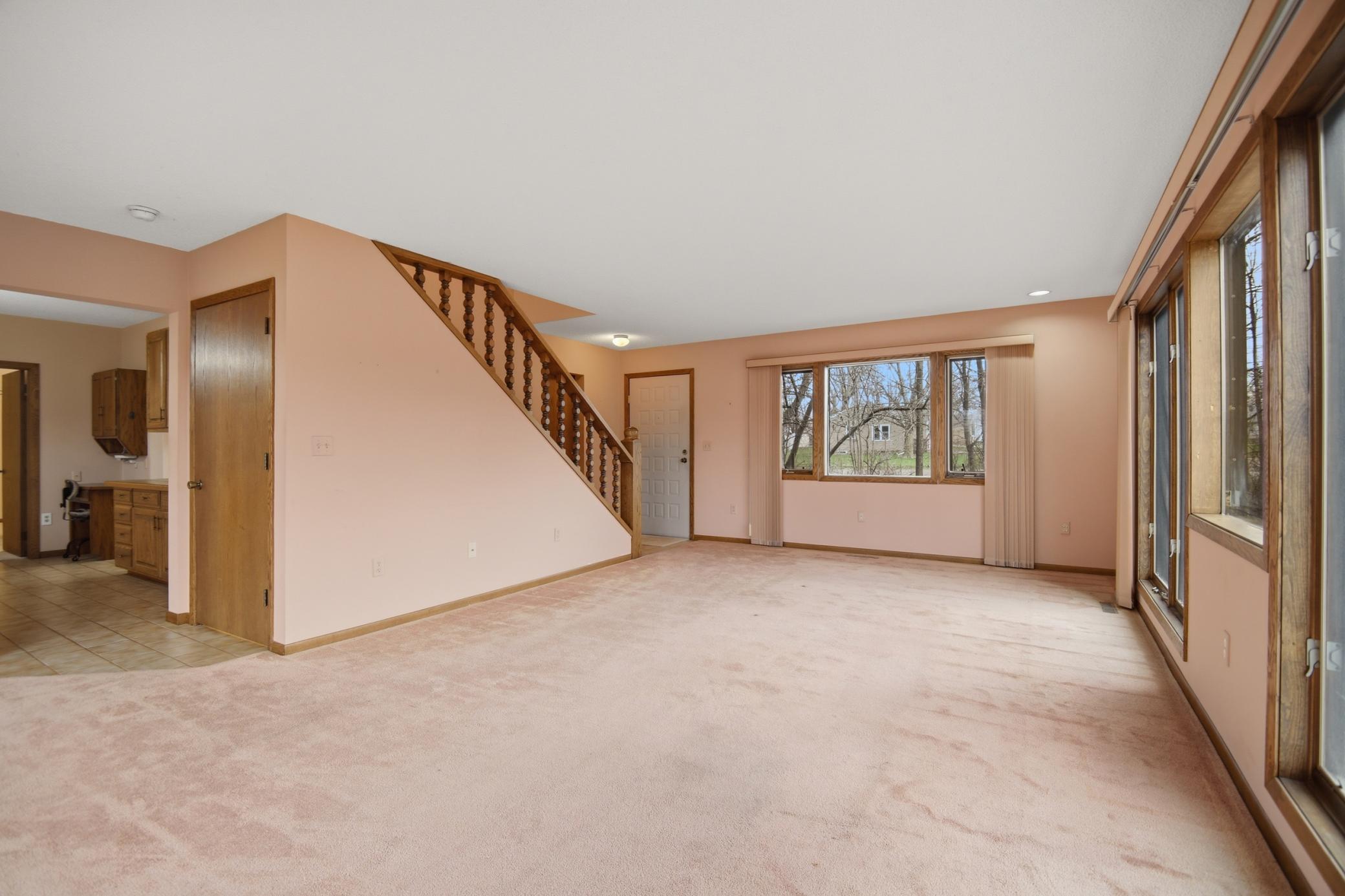 1604 N Cedar Avenue