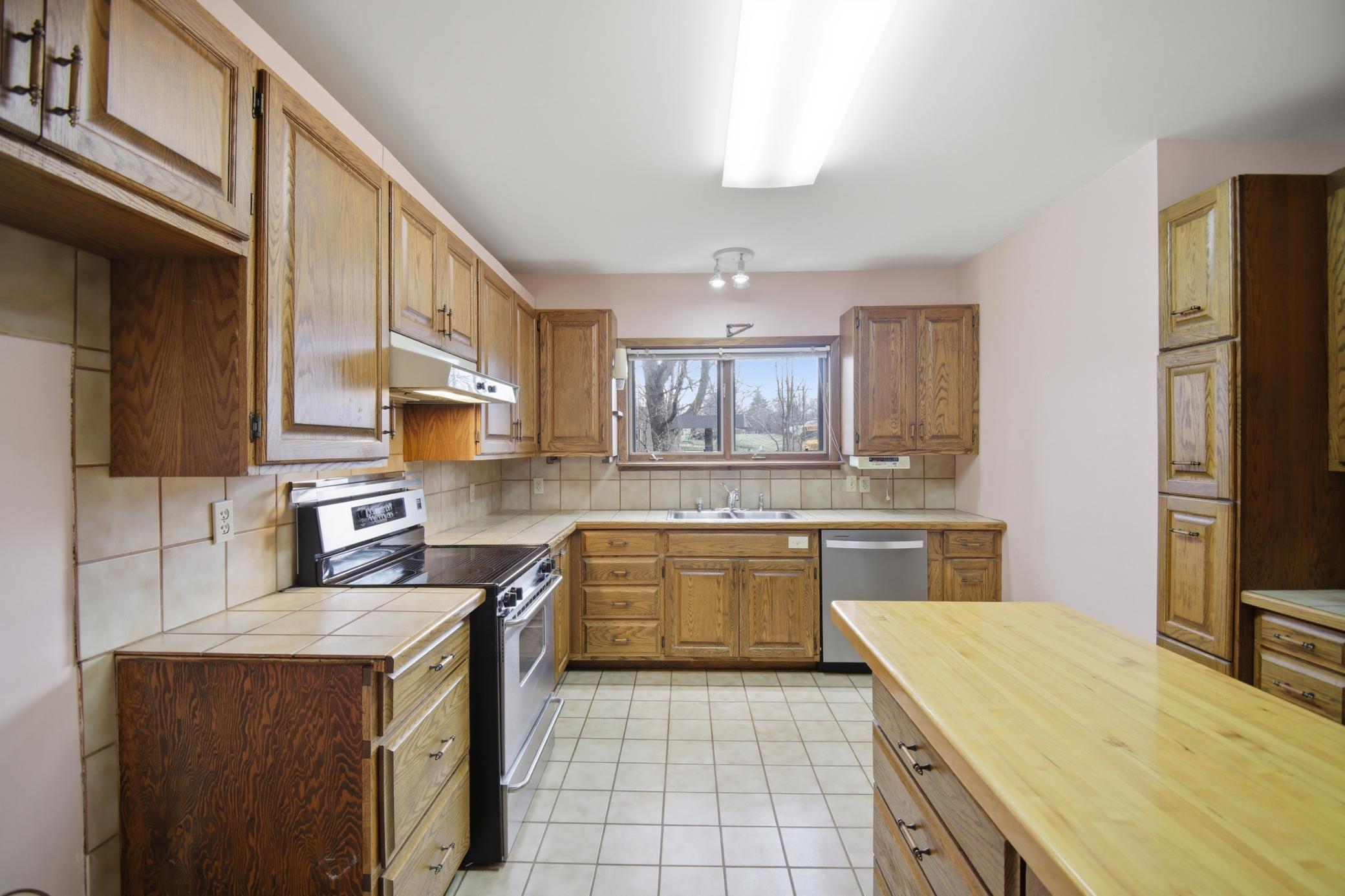 1604 N Cedar Avenue