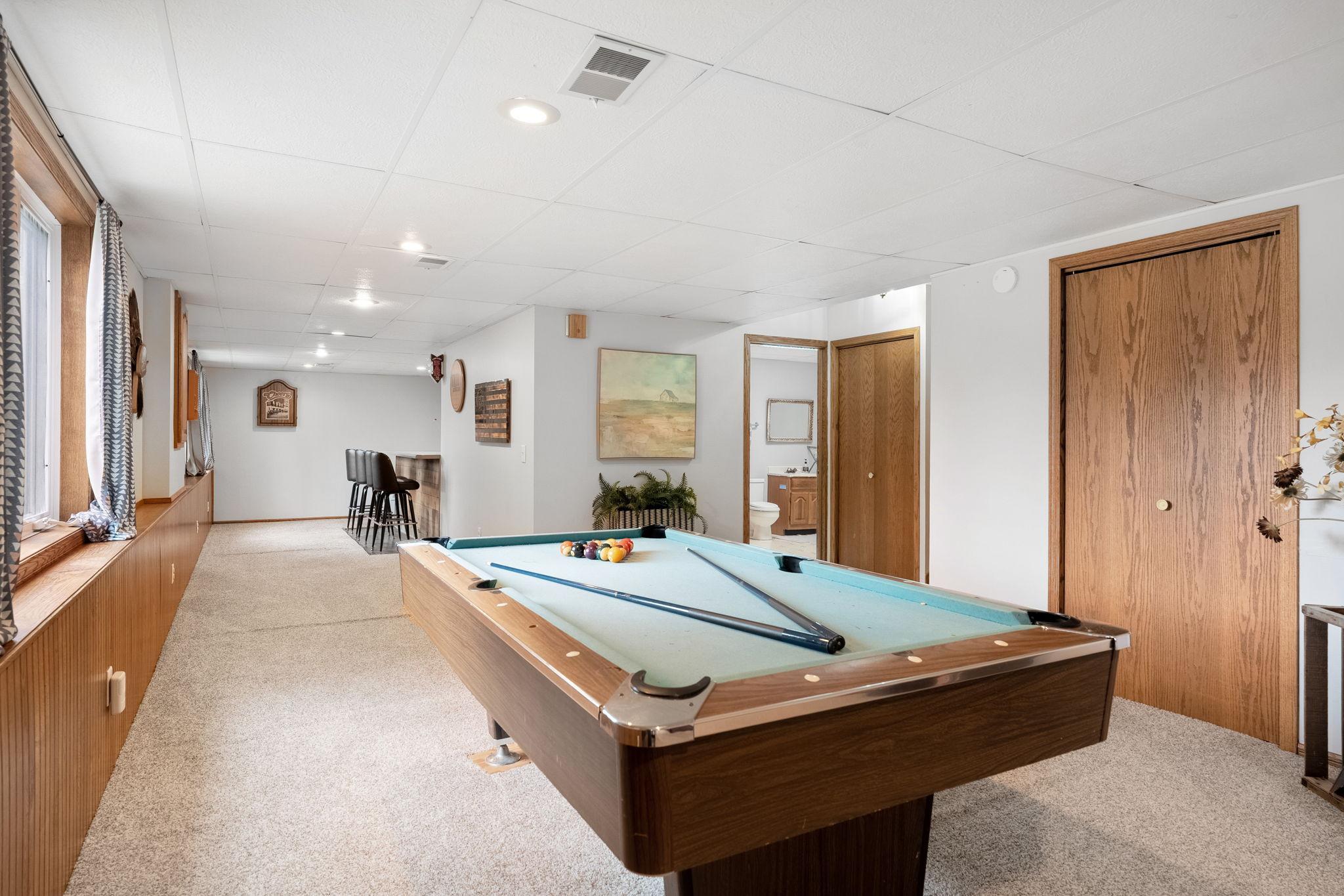 1015 Ridge Road
