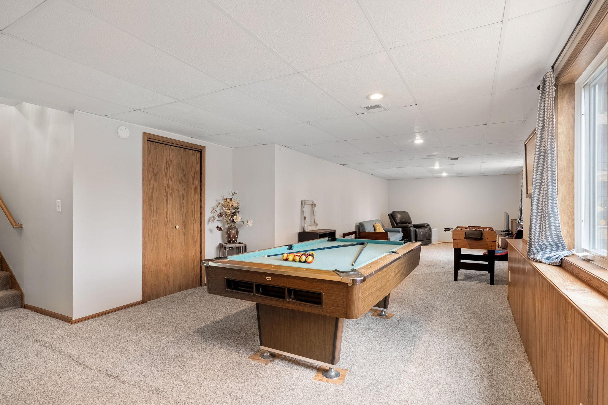 1015 Ridge Road
