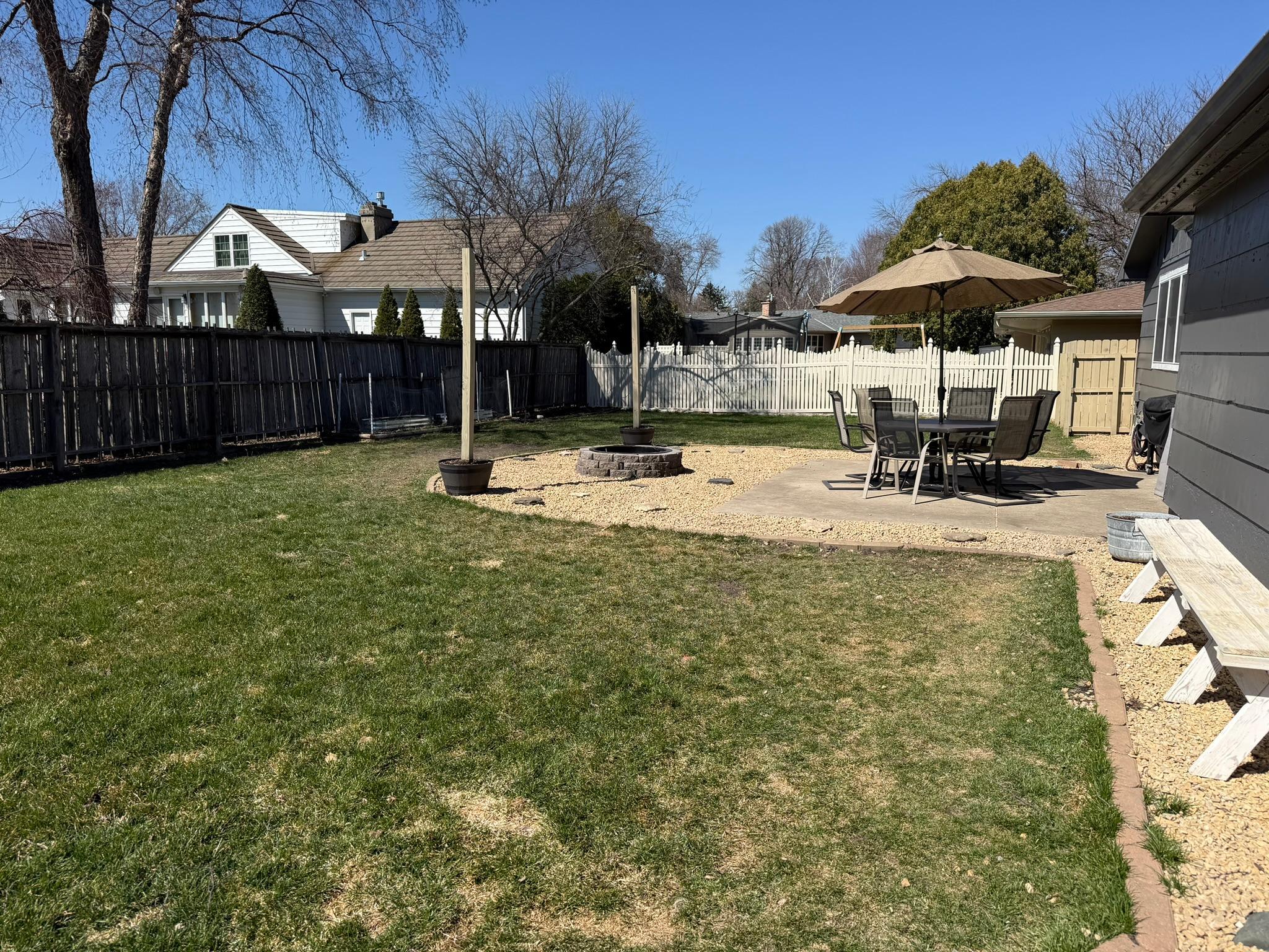 1212 Kast Avenue