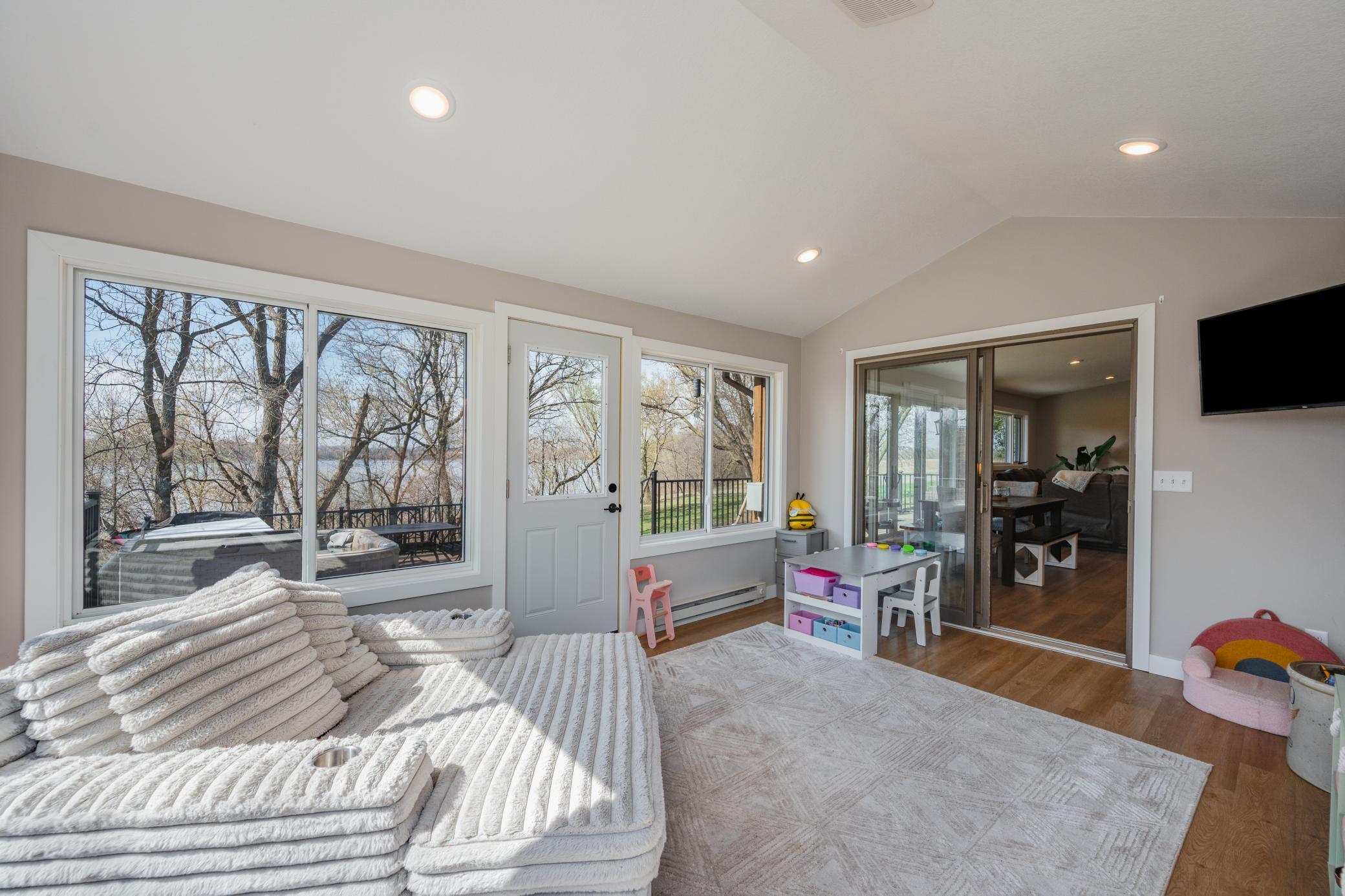 19817 Dogwood Road