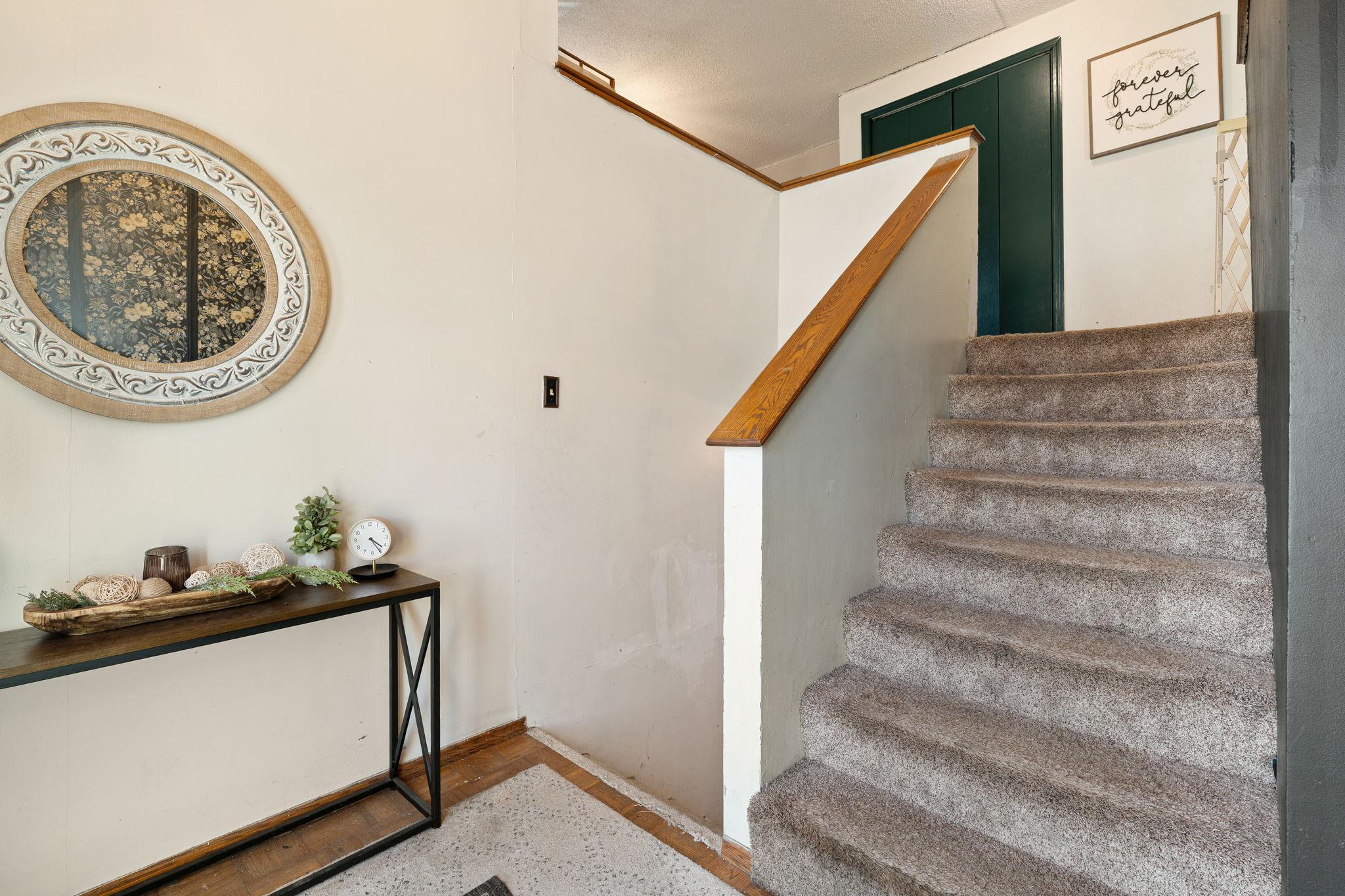 114 6th Avenue NW