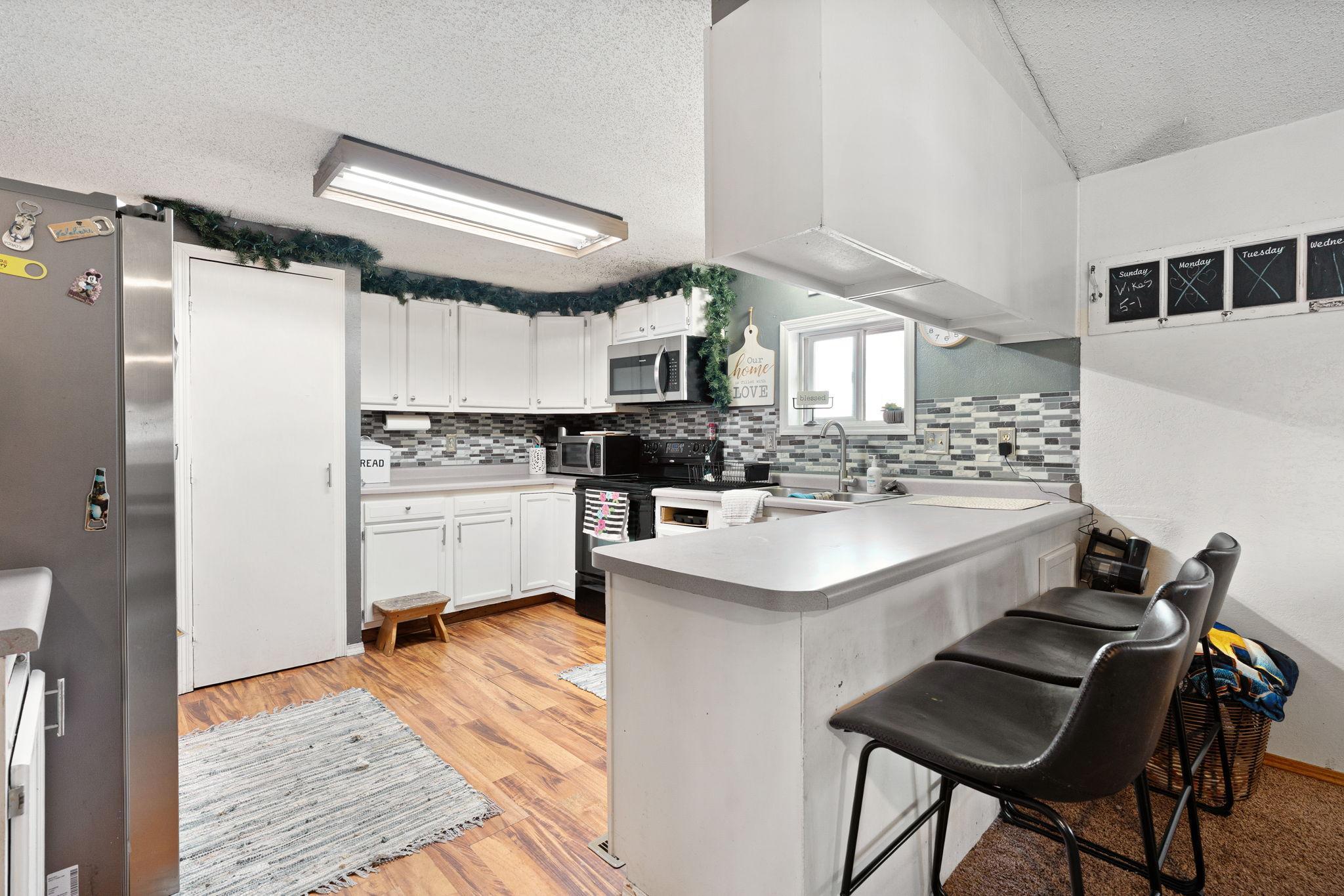 114 6th Avenue NW