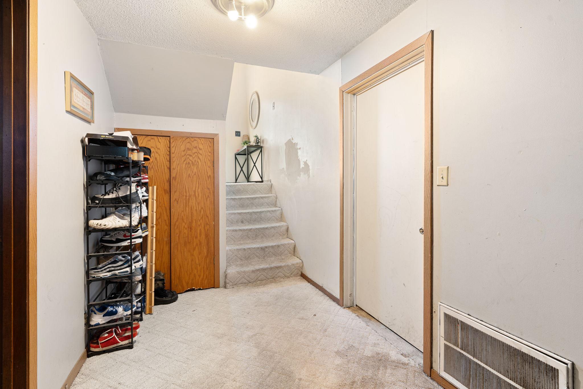 114 6th Avenue NW