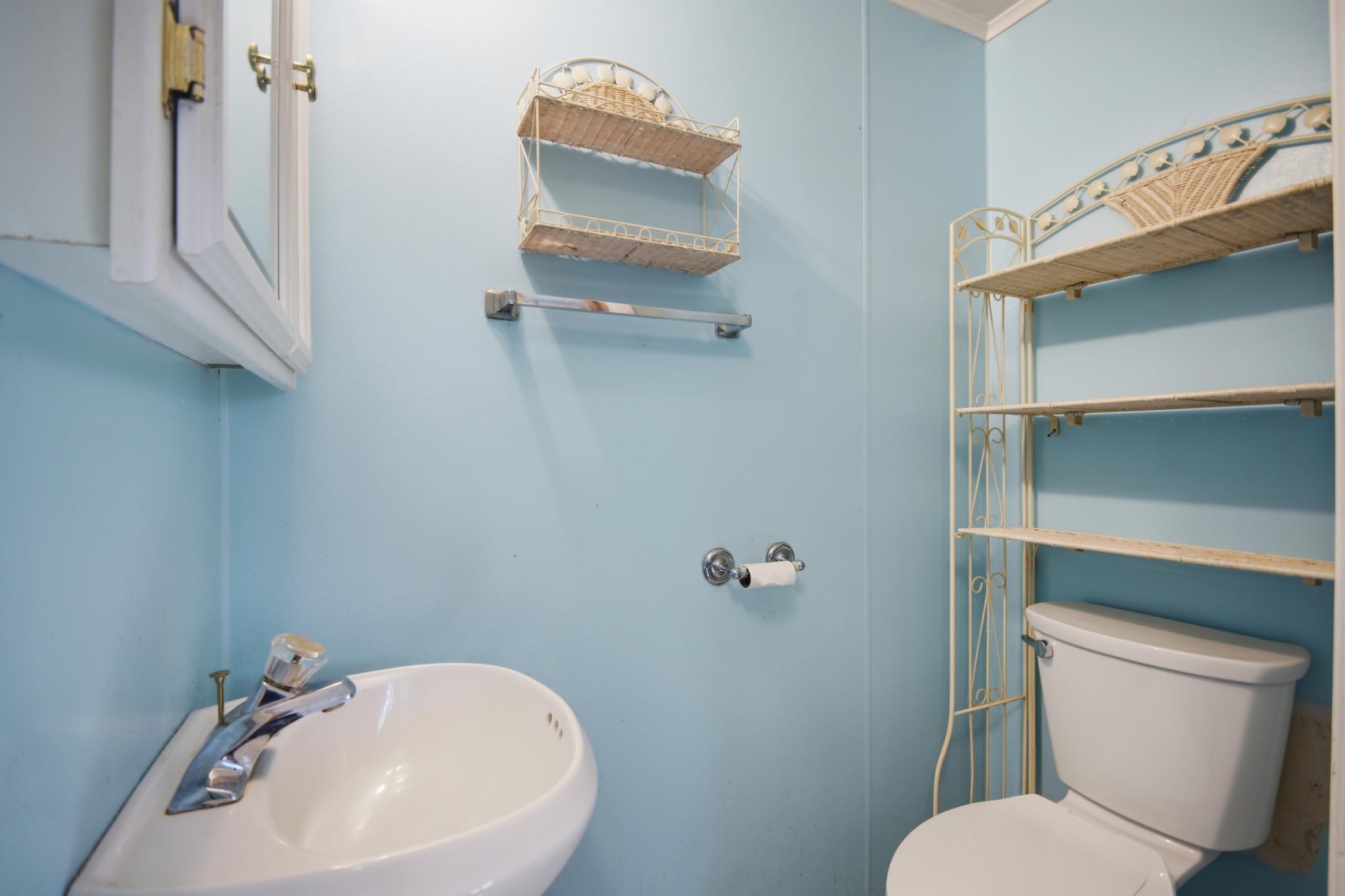 533 E Broadway Street