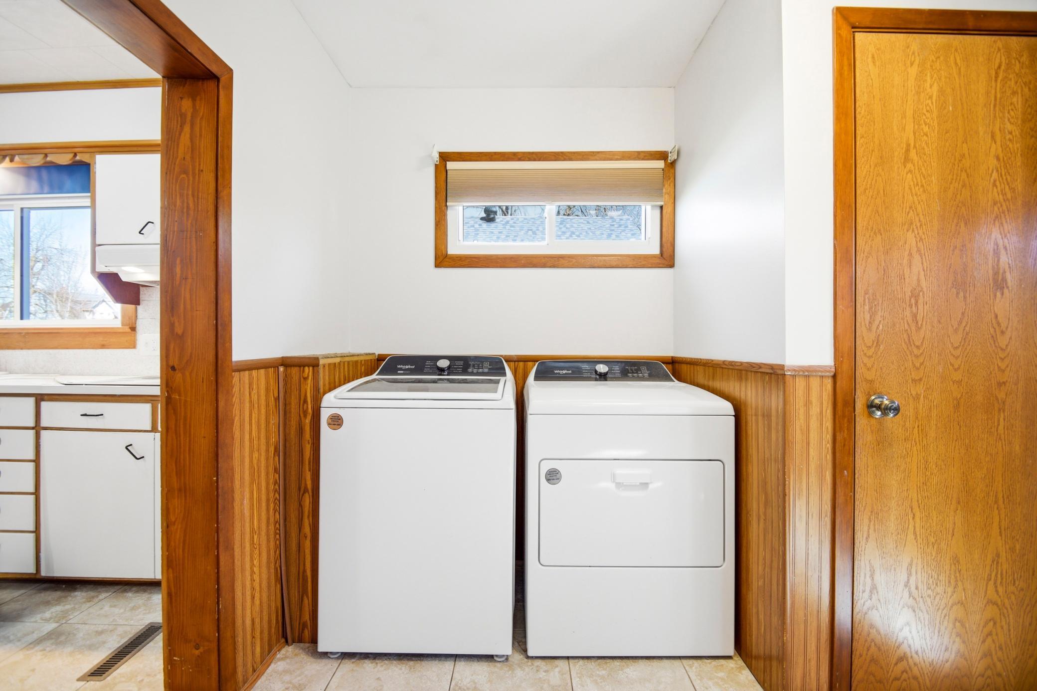 533 E Broadway Street