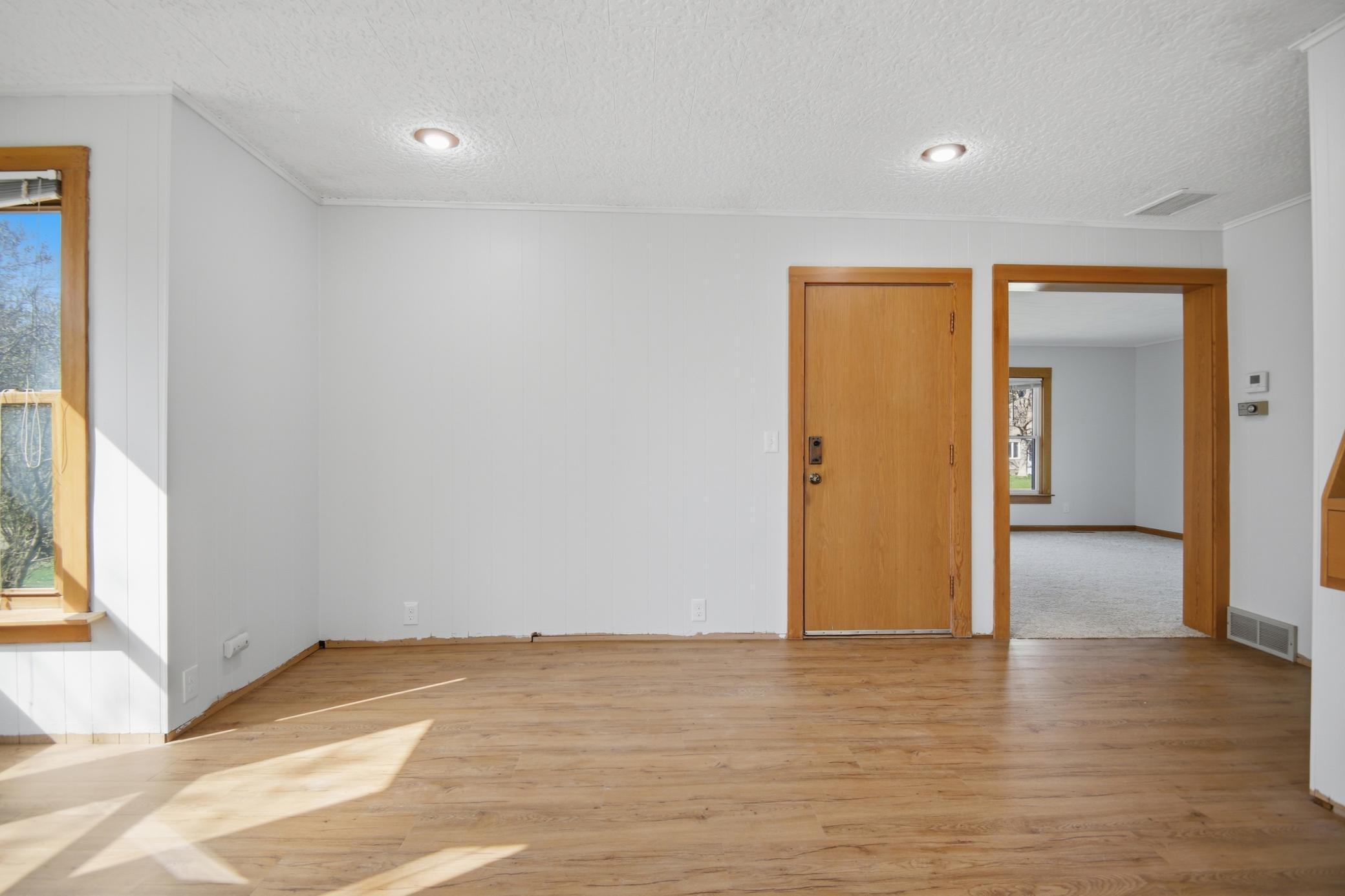 533 E Broadway Street