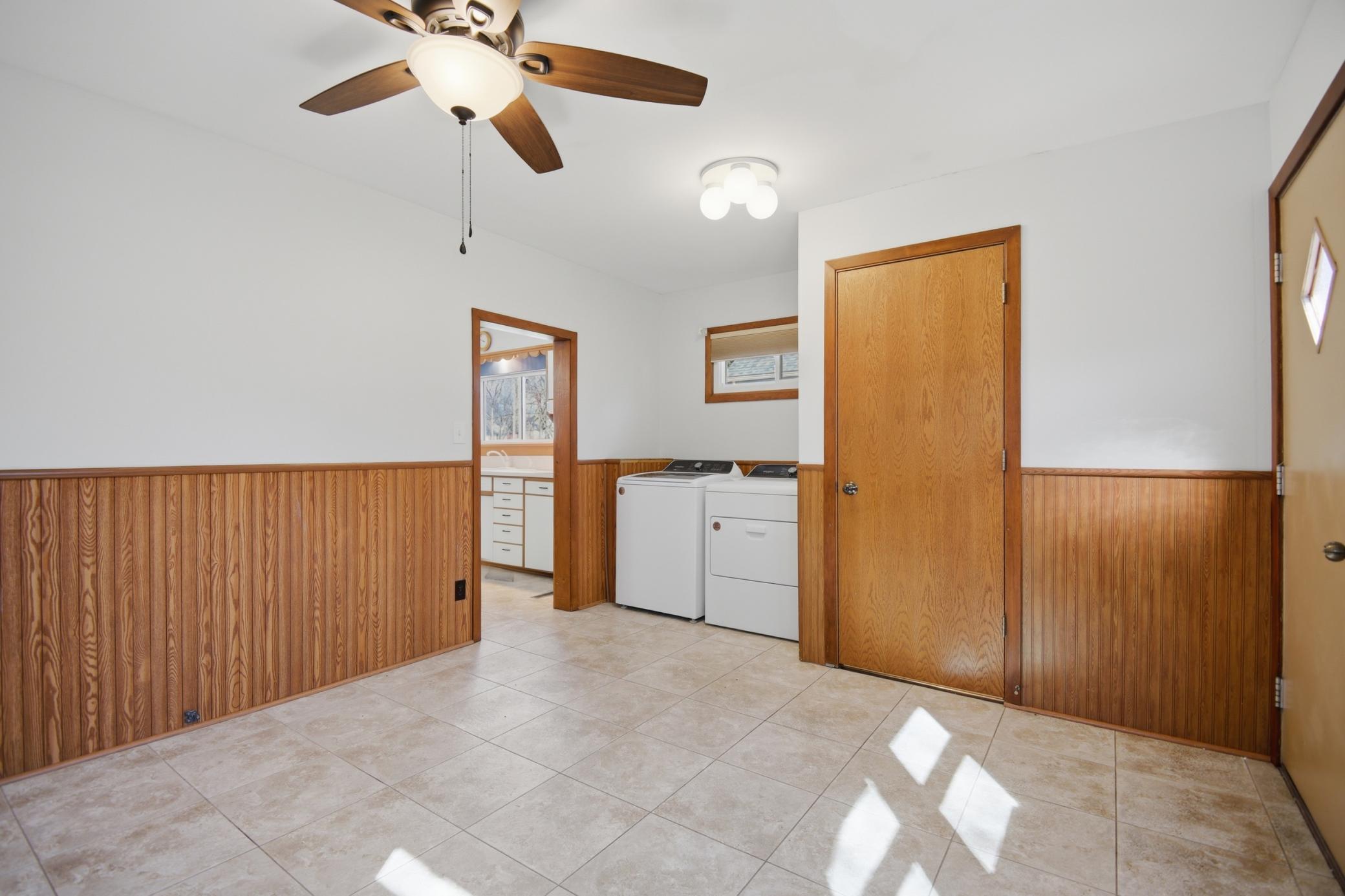 533 E Broadway Street