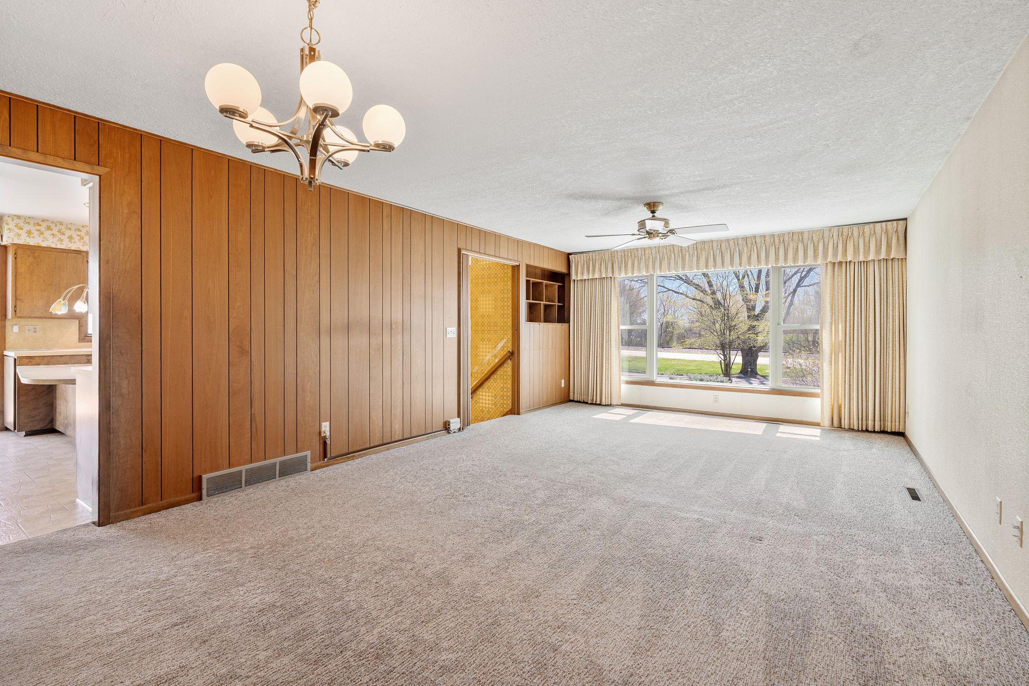 1450 E Main Street