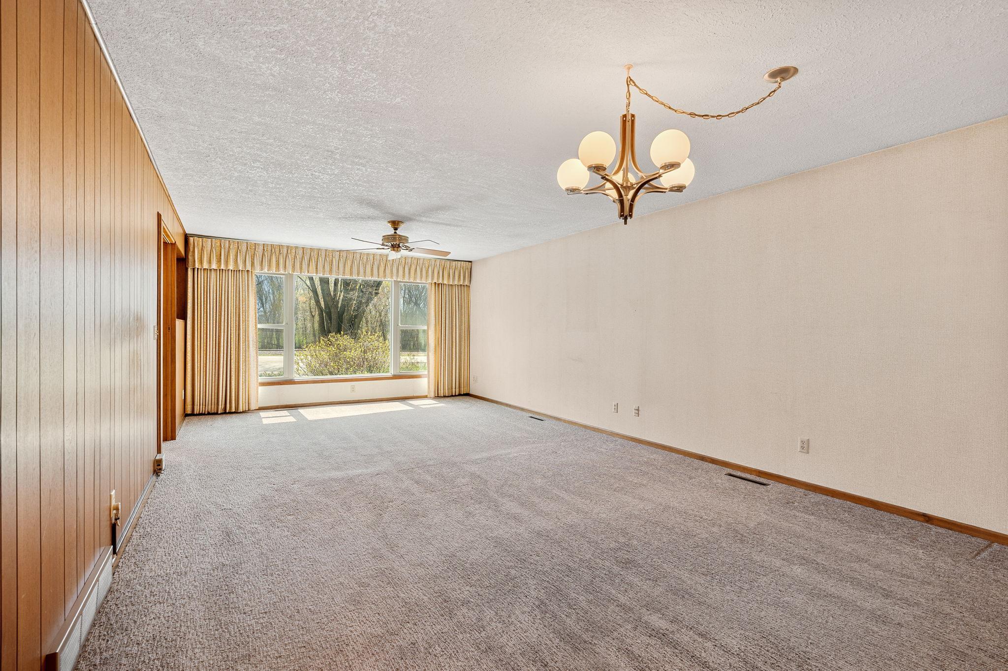 1450 E Main Street