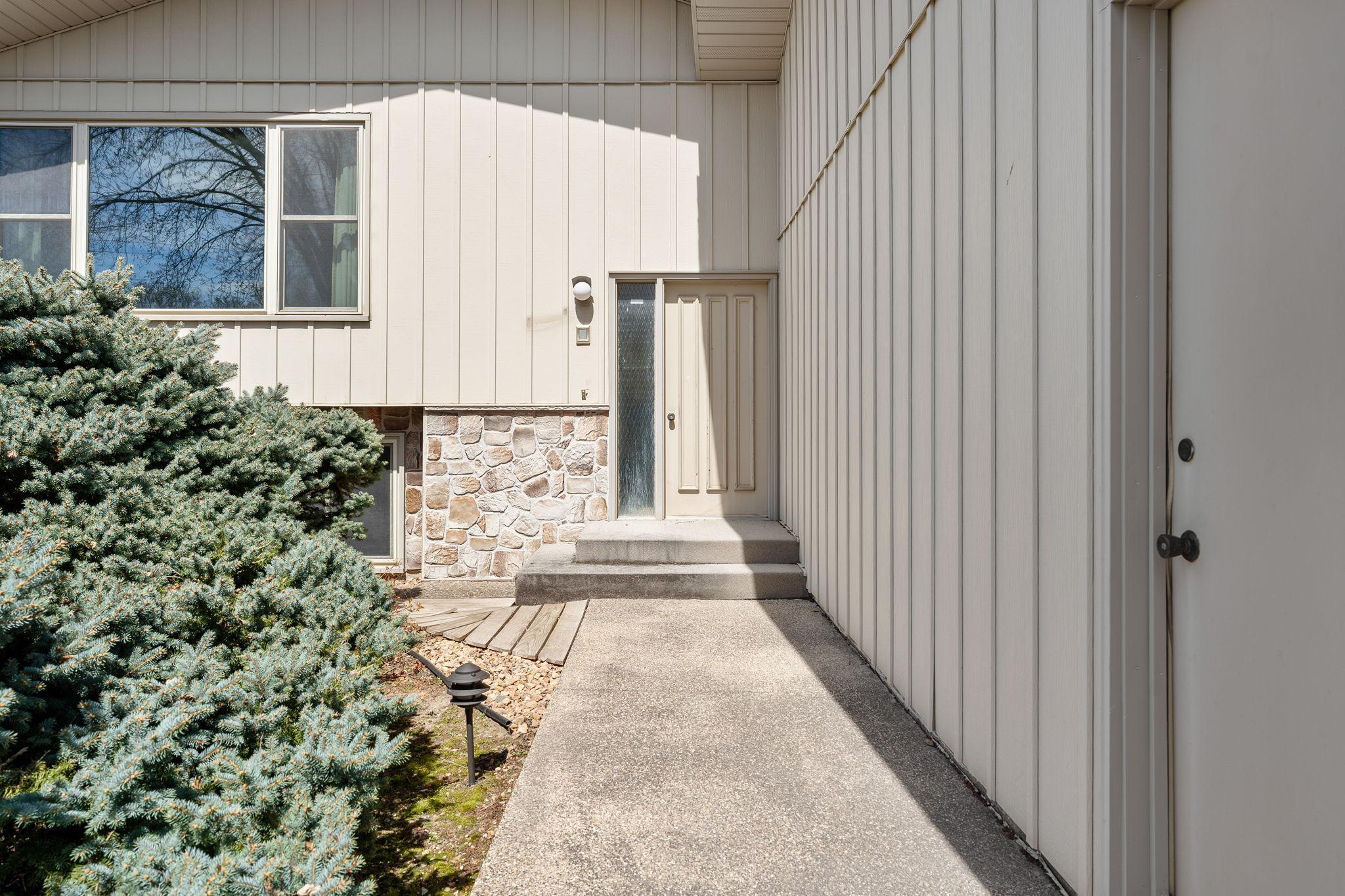 1450 E Main Street