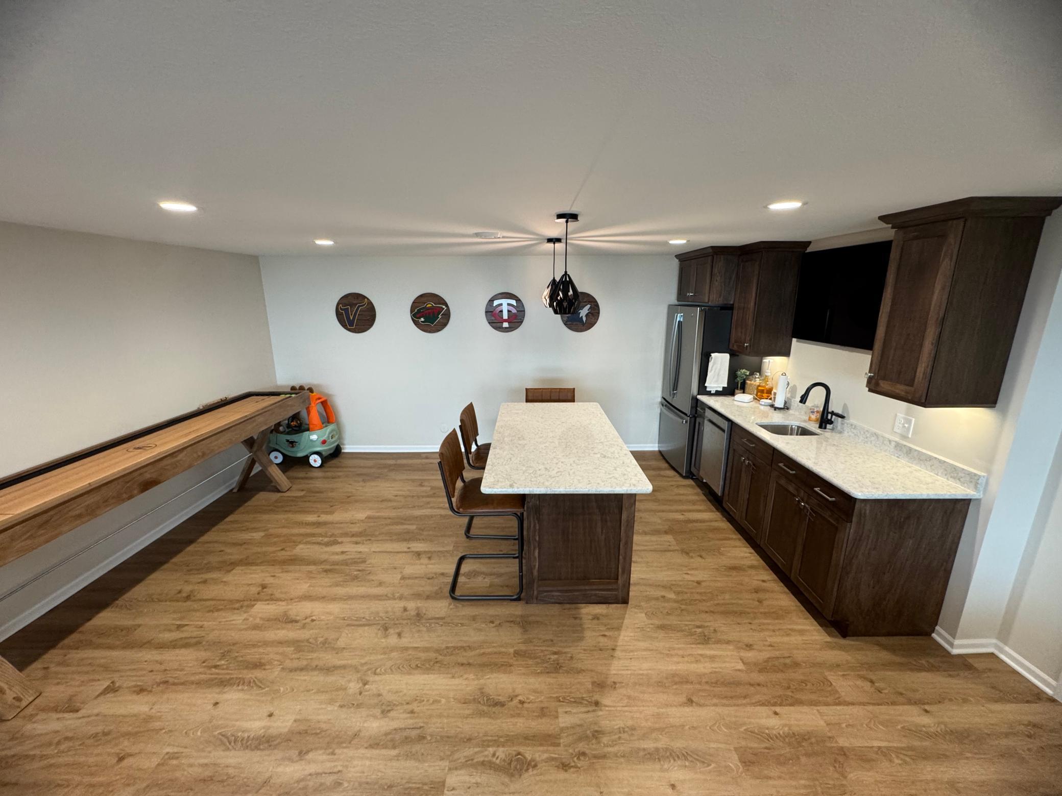 210 Hickory Lane NE