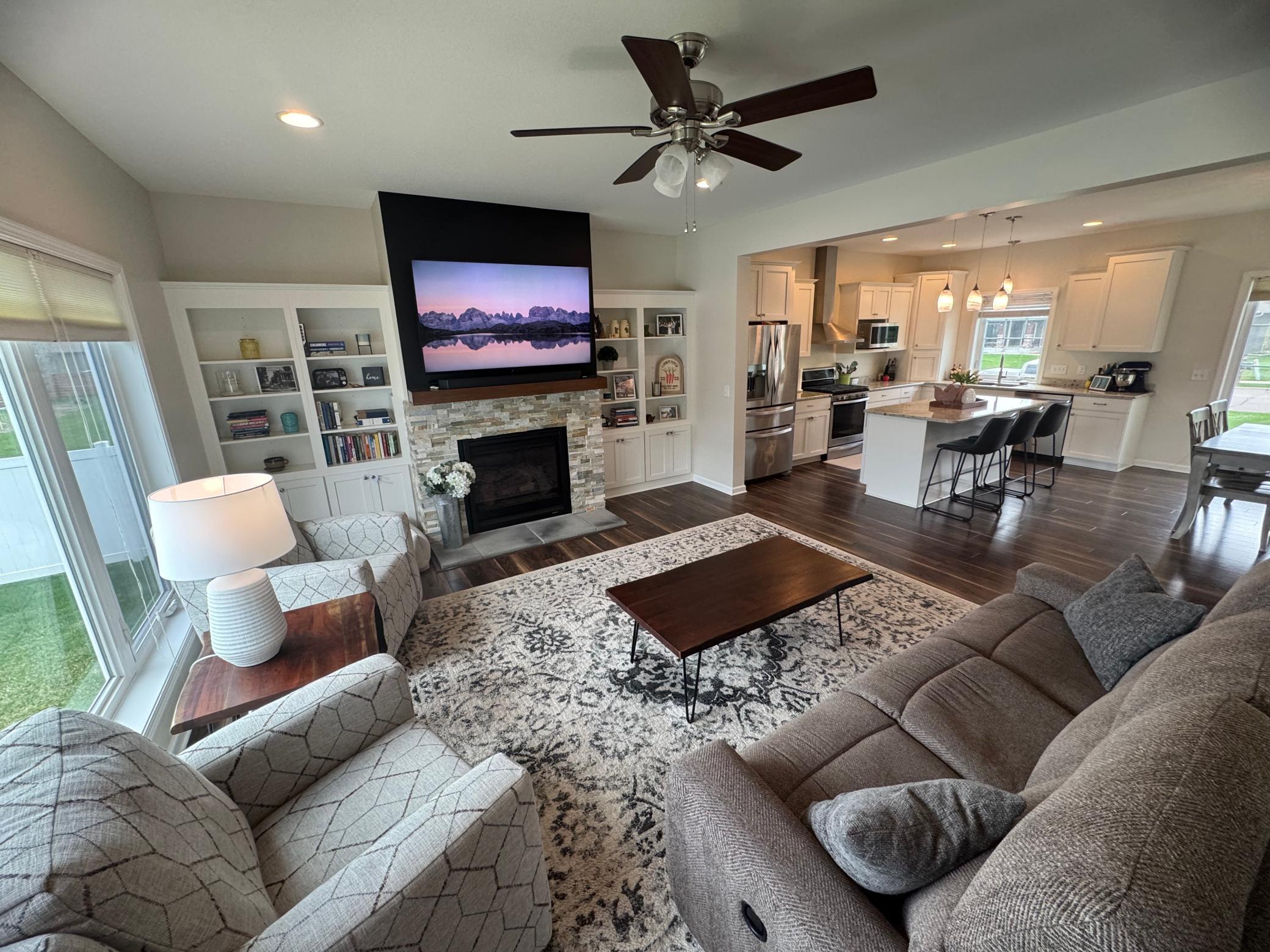 210 Hickory Lane NE
