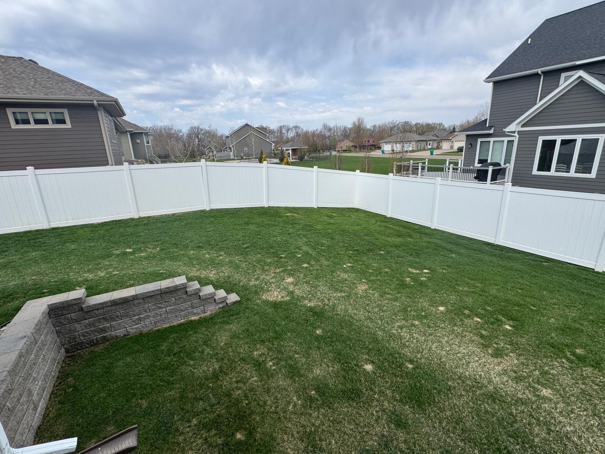 210 Hickory Lane NE