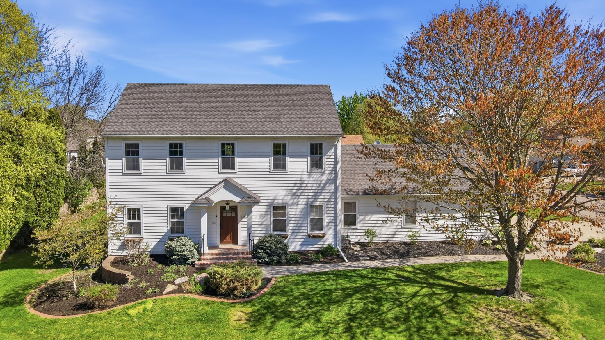 1280 Ridge Road
