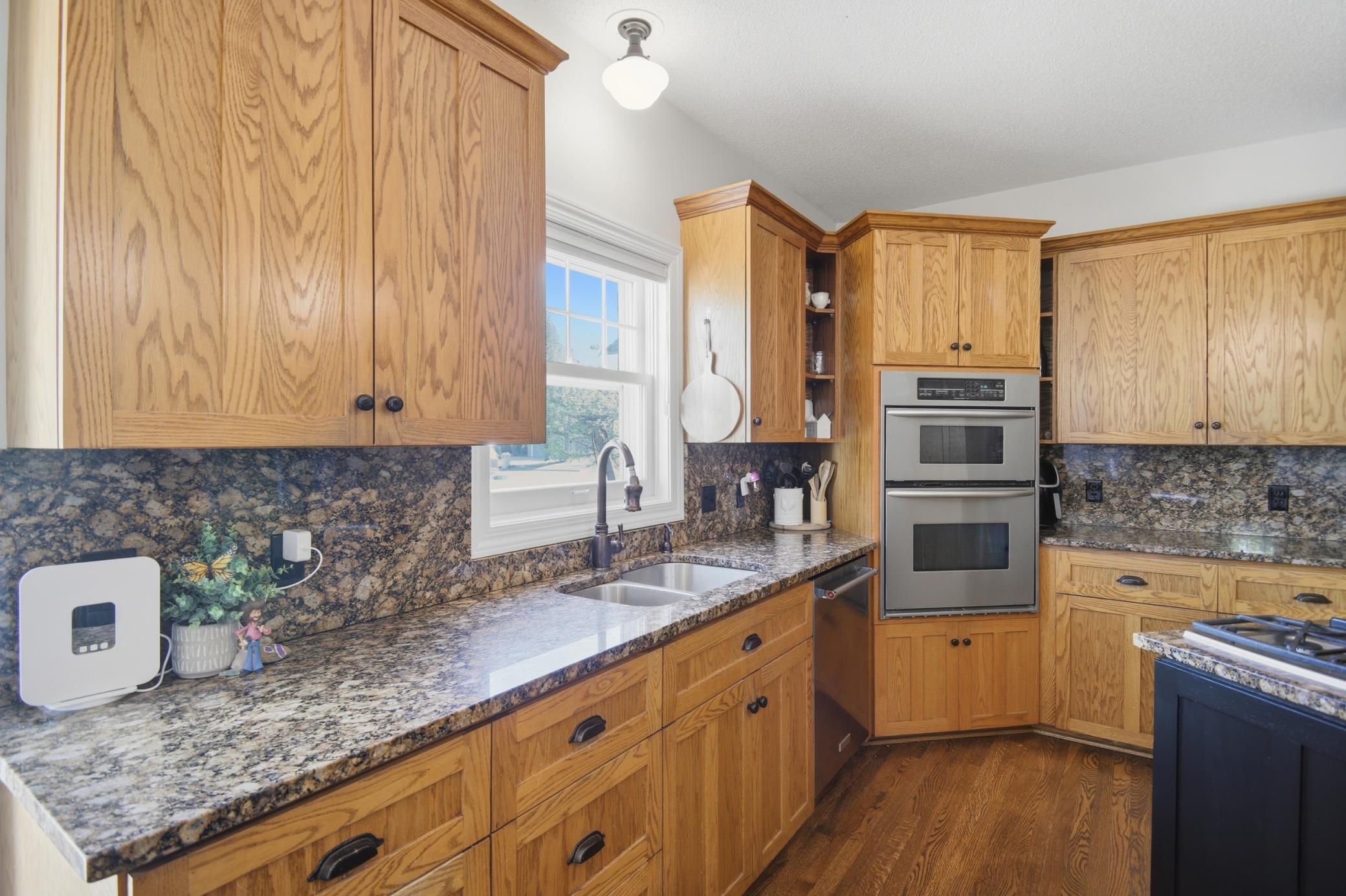 1280 Ridge Road