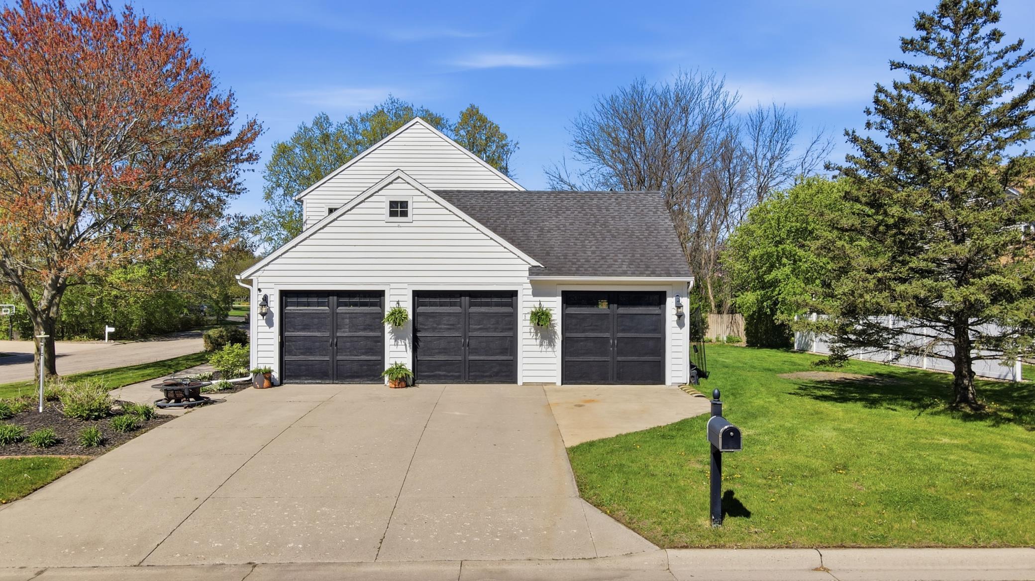 1280 Ridge Road
