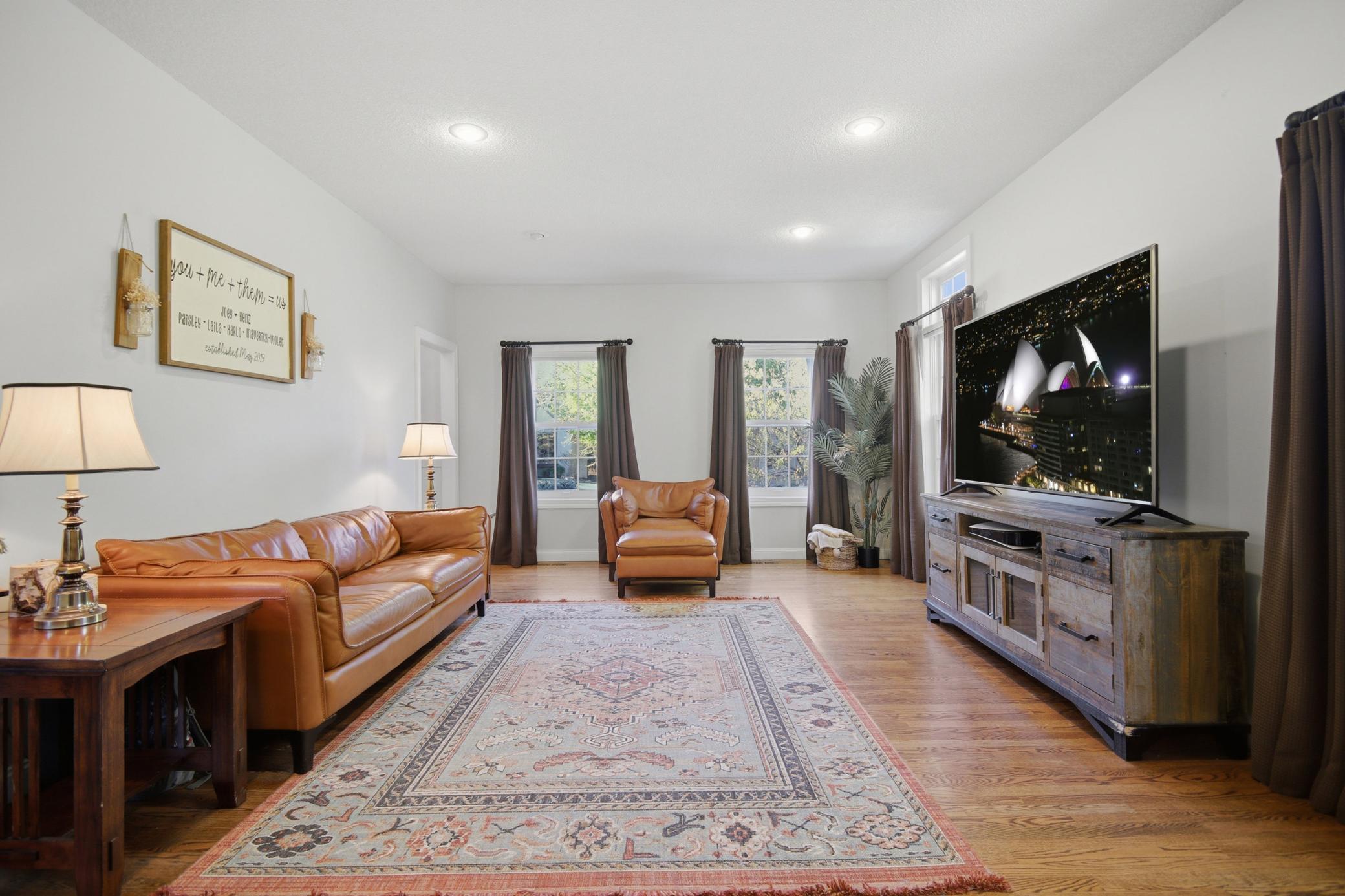 1280 Ridge Road