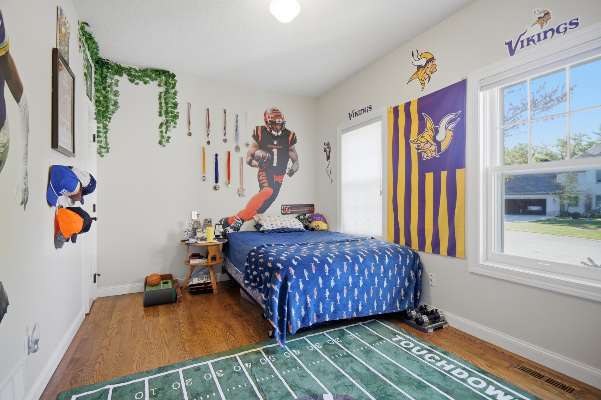 1280 Ridge Road