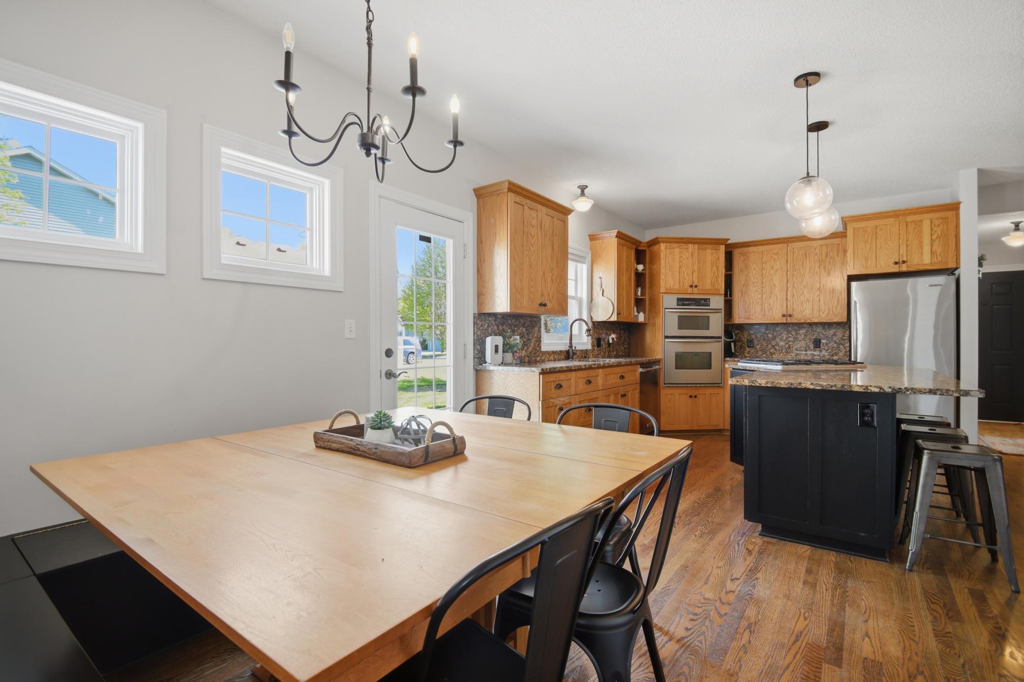 1280 Ridge Road