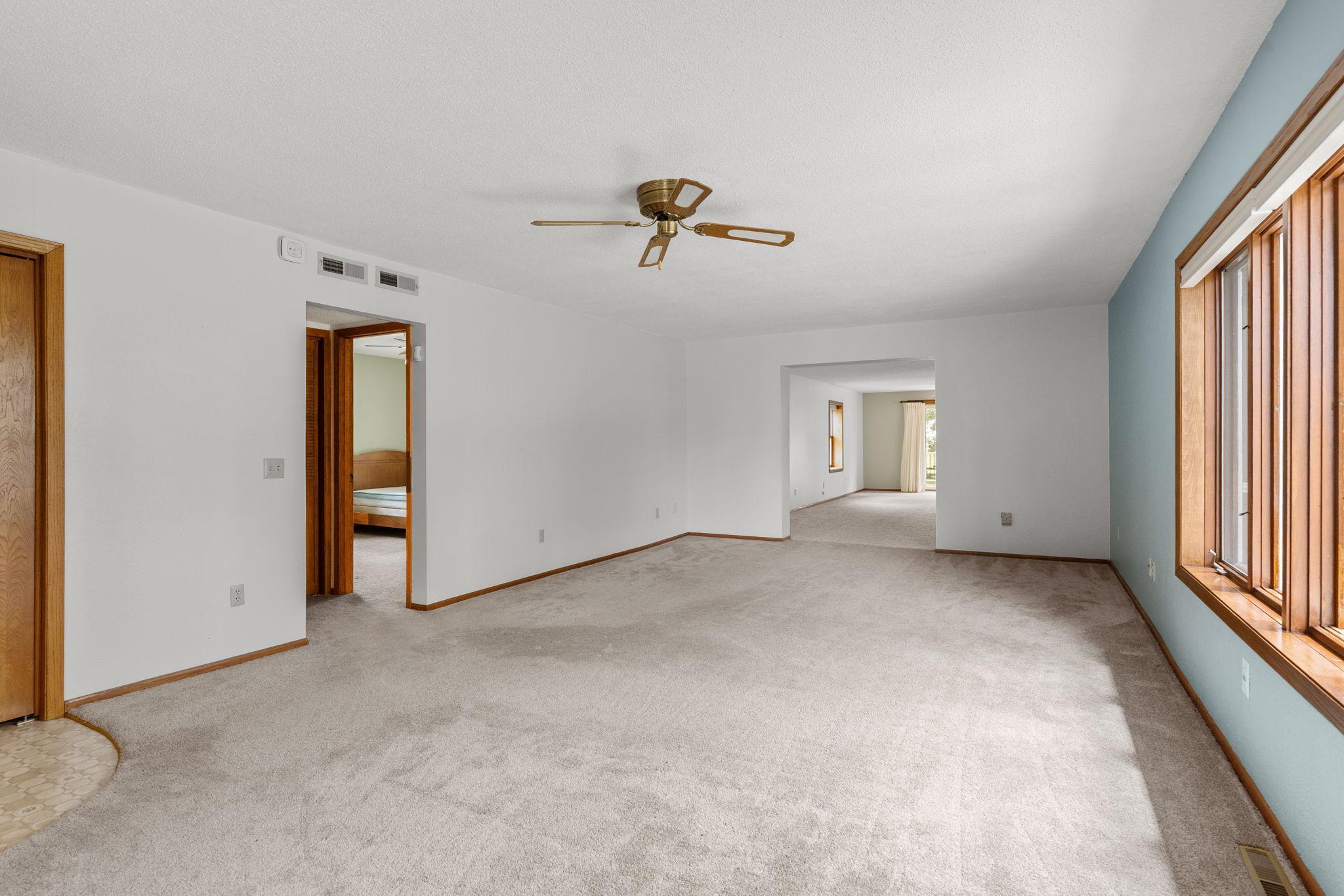 21443 160th Street