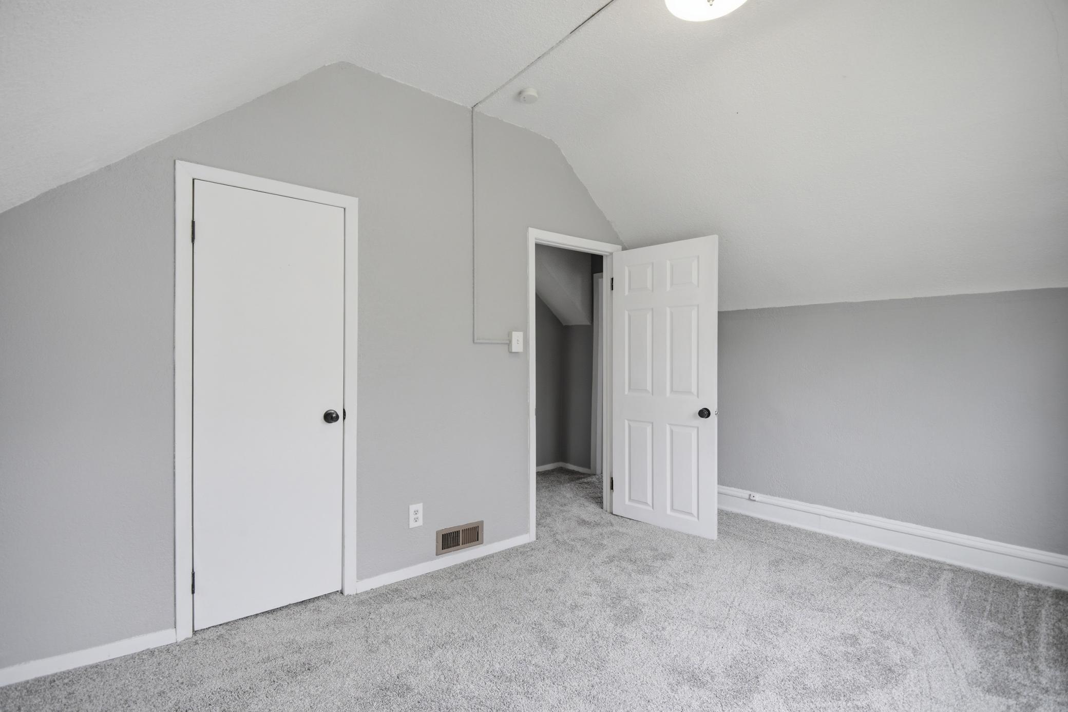1110 5th Avenue NW