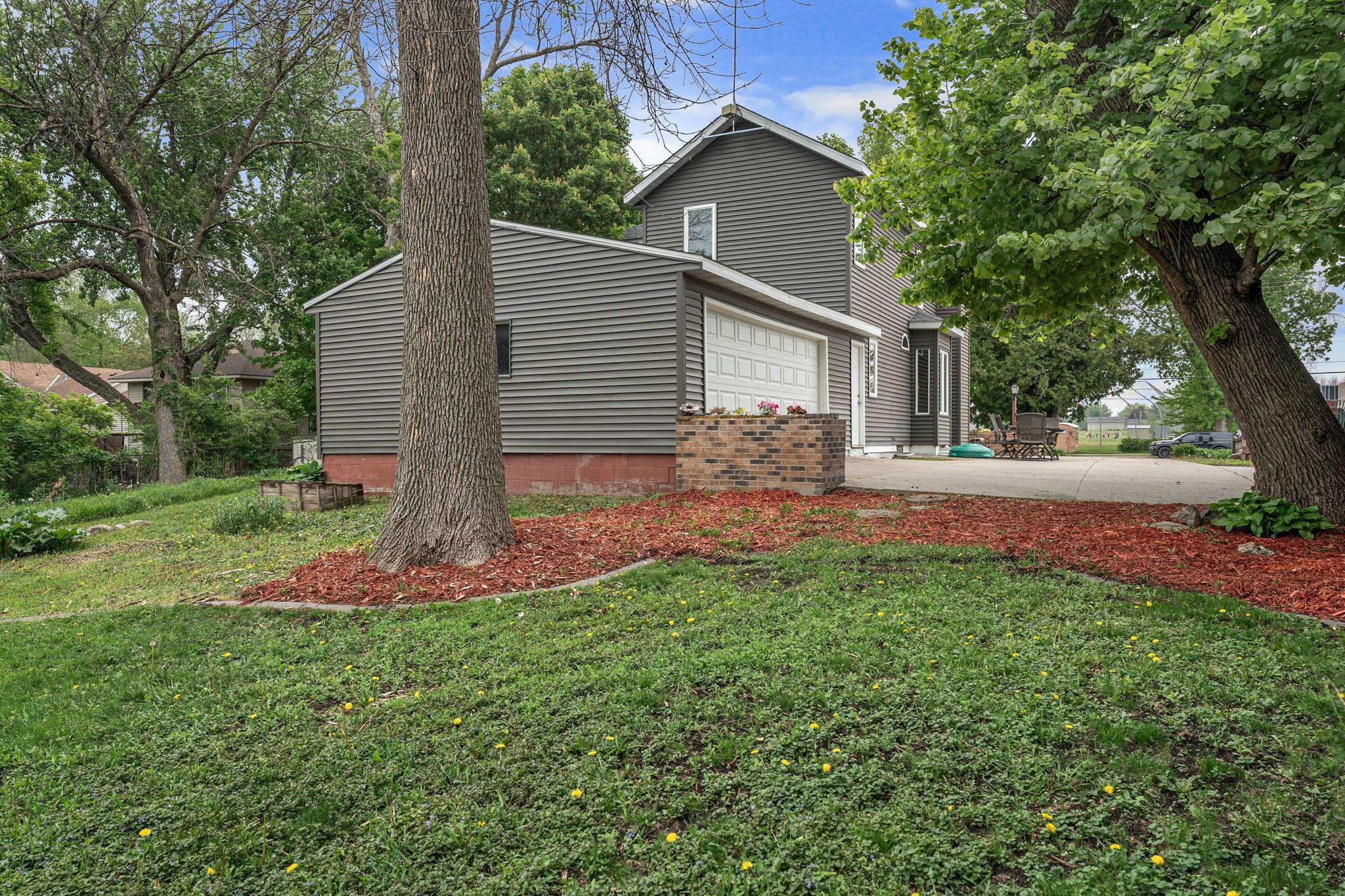 1636 Saint Paul Road