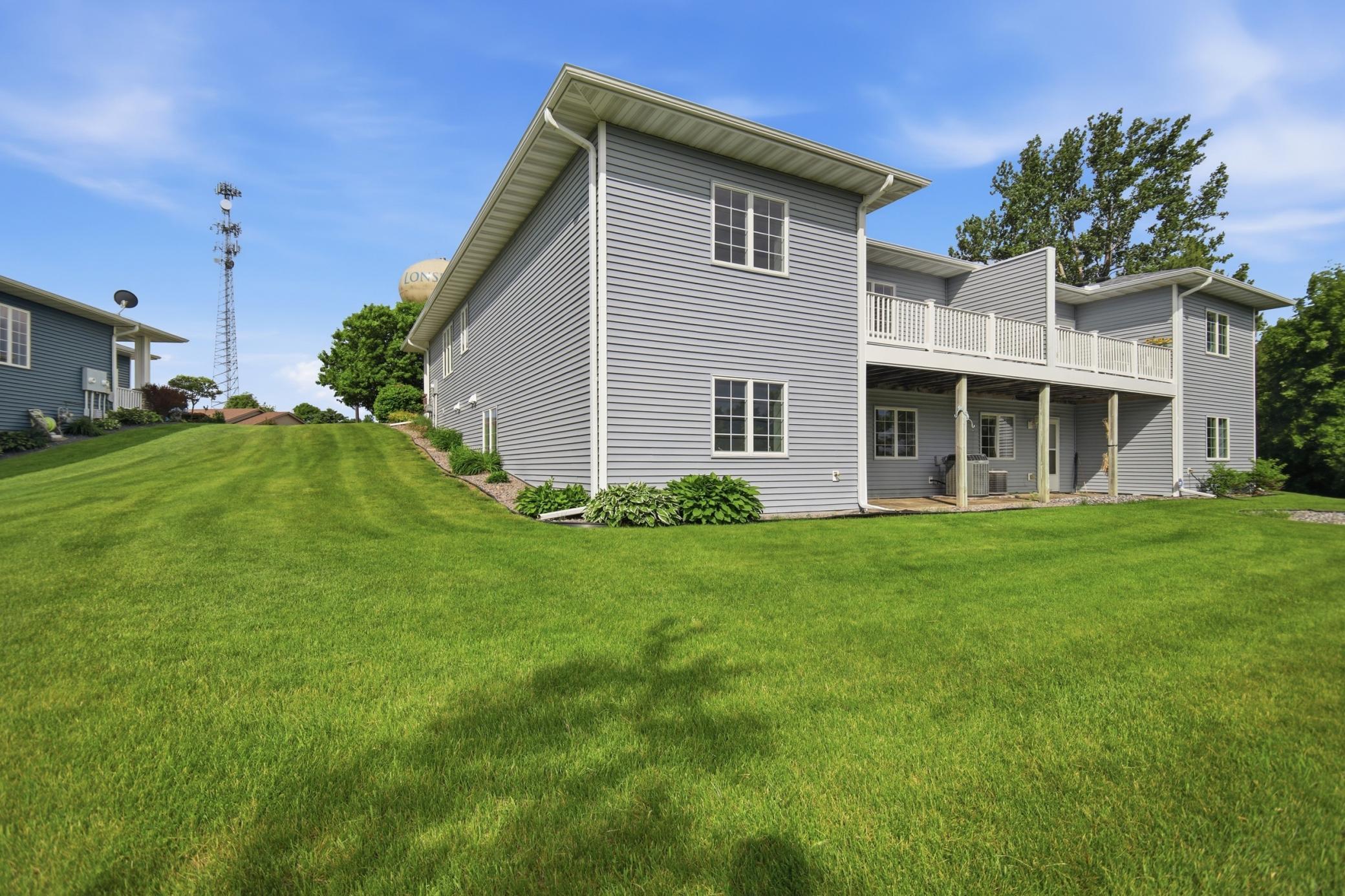 414 4th Avenue SE